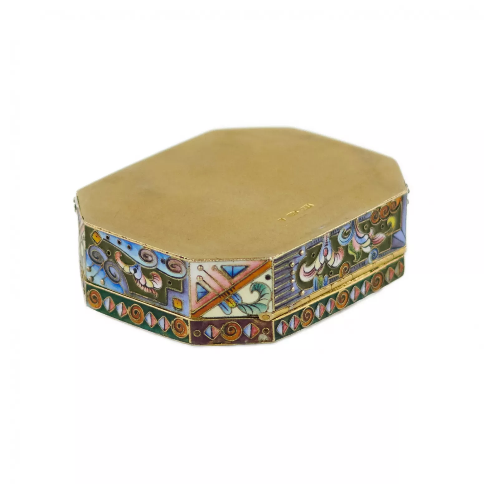 COFFRET À TABAC EN ARGENT RUSSE DE STYLE ART NOUVEAU AVEC ÉMAIL CLOISONNÉ. 6e ARTEL DE JOAILLIERS DE MOSCOU  RUSSIE, MOSCOU, 1908–1917
