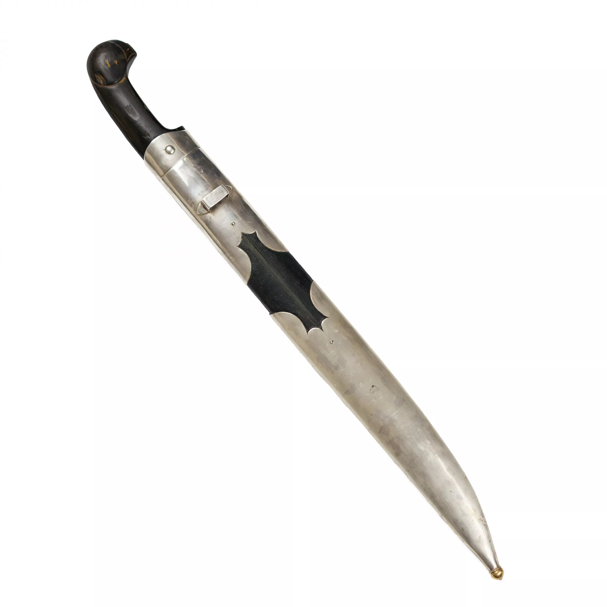 Dague caucasienne en argent. Géorgie, XIXe siècle. 