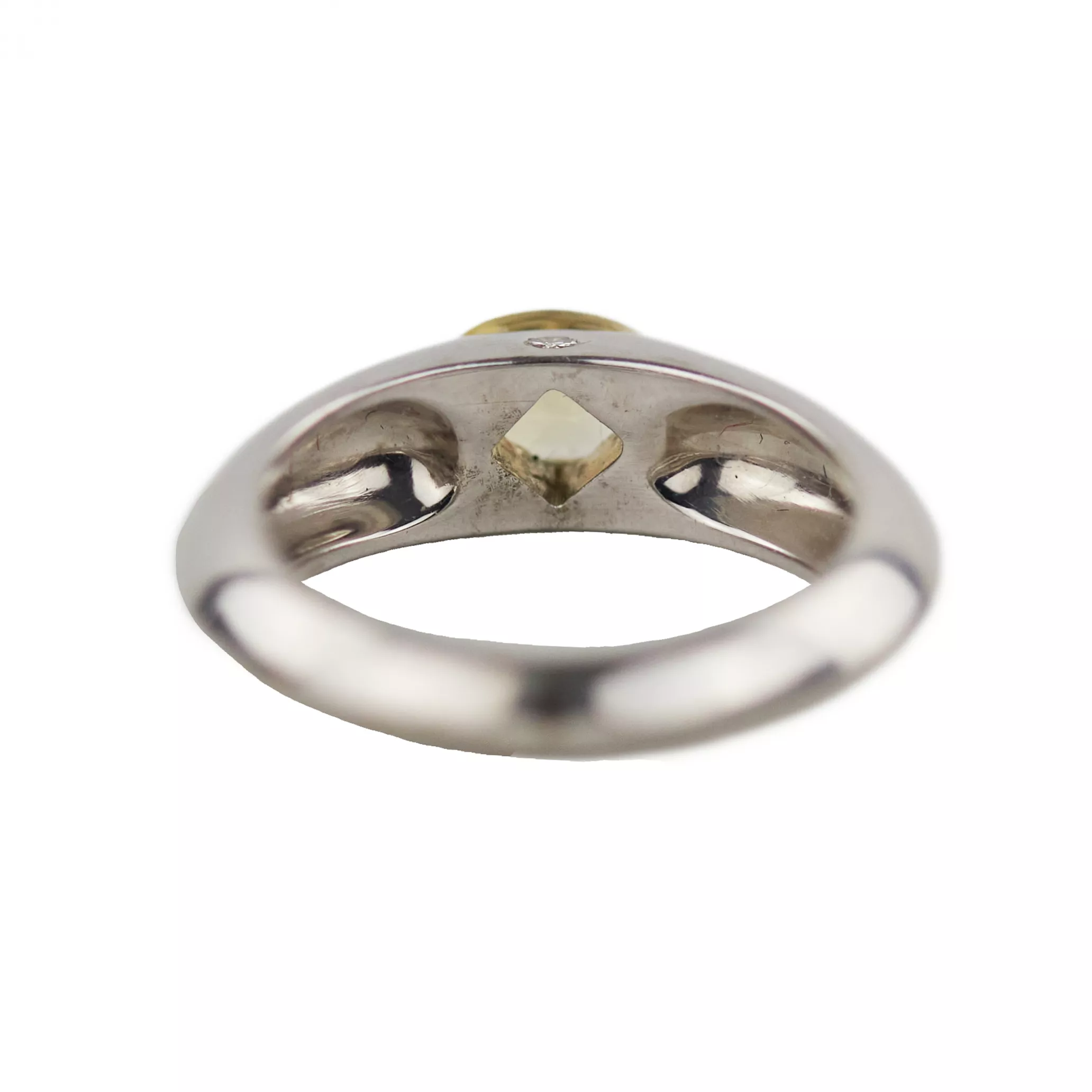 PIAGET 18K WHITE GOLD RING WITH YELLOW SAPPHIRE AND DIAMOND