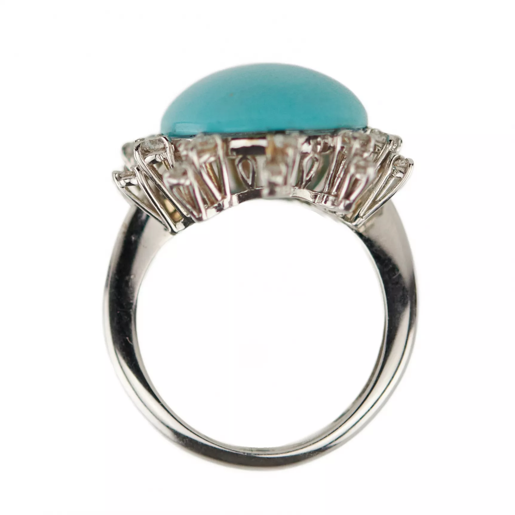 Bague en or 750, fabrication napolitaine avec turquoise et diamants. 