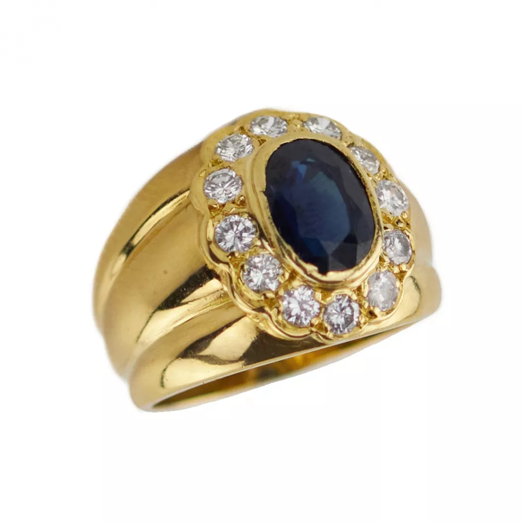 18K Gold Signet Ring with Sapphire and Diamonds. 