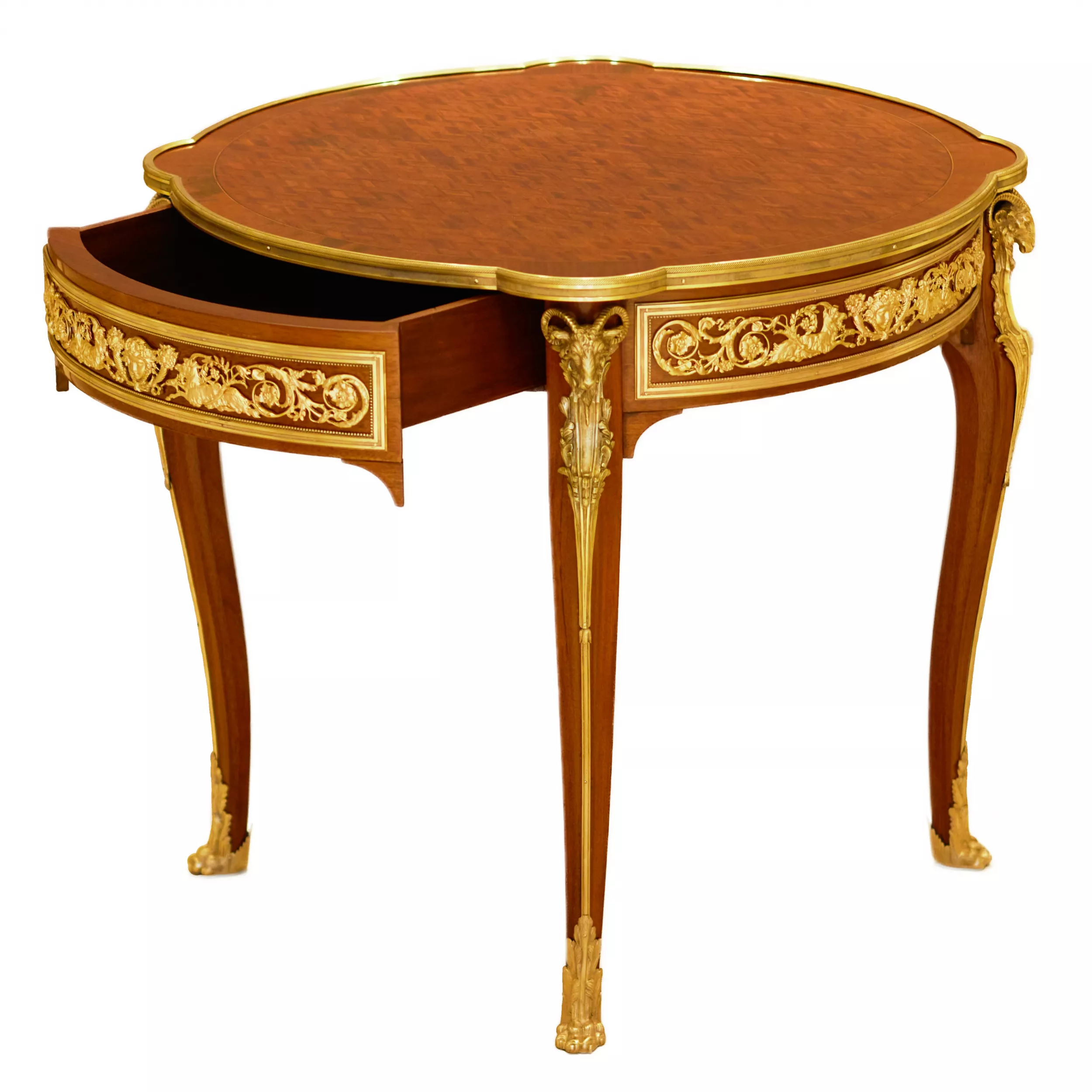 TABLE EN ACAJOU À MARQUETERIE DANS LE GOÛT LOUIS XV. ATTRIBUÉE À FRANÇOIS LINKE. FRANCE, FIN DU XIXE SIÈCLE