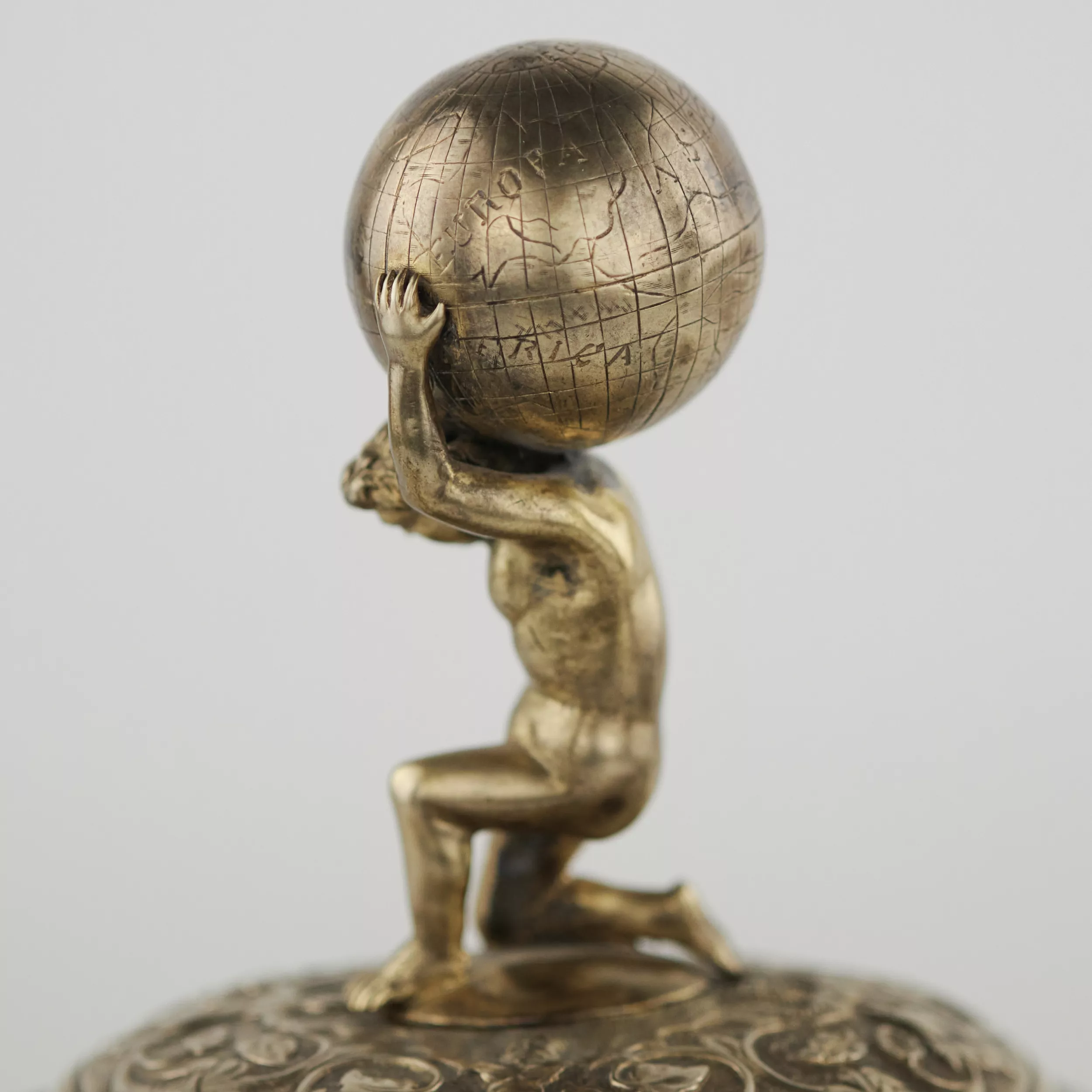 SILVER BEER TANKARD WITH ATLAS AND CARVED IVORY RELIGIOUS SCENES LÜBECK, FREE IMPERIAL CITY, 17TH CENTURY