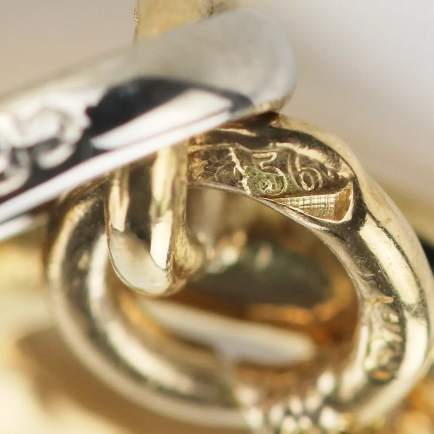 Russian gold chain for pocket watches with a diamond-shaped pendant. The turn of the 19th-20th centuries. 