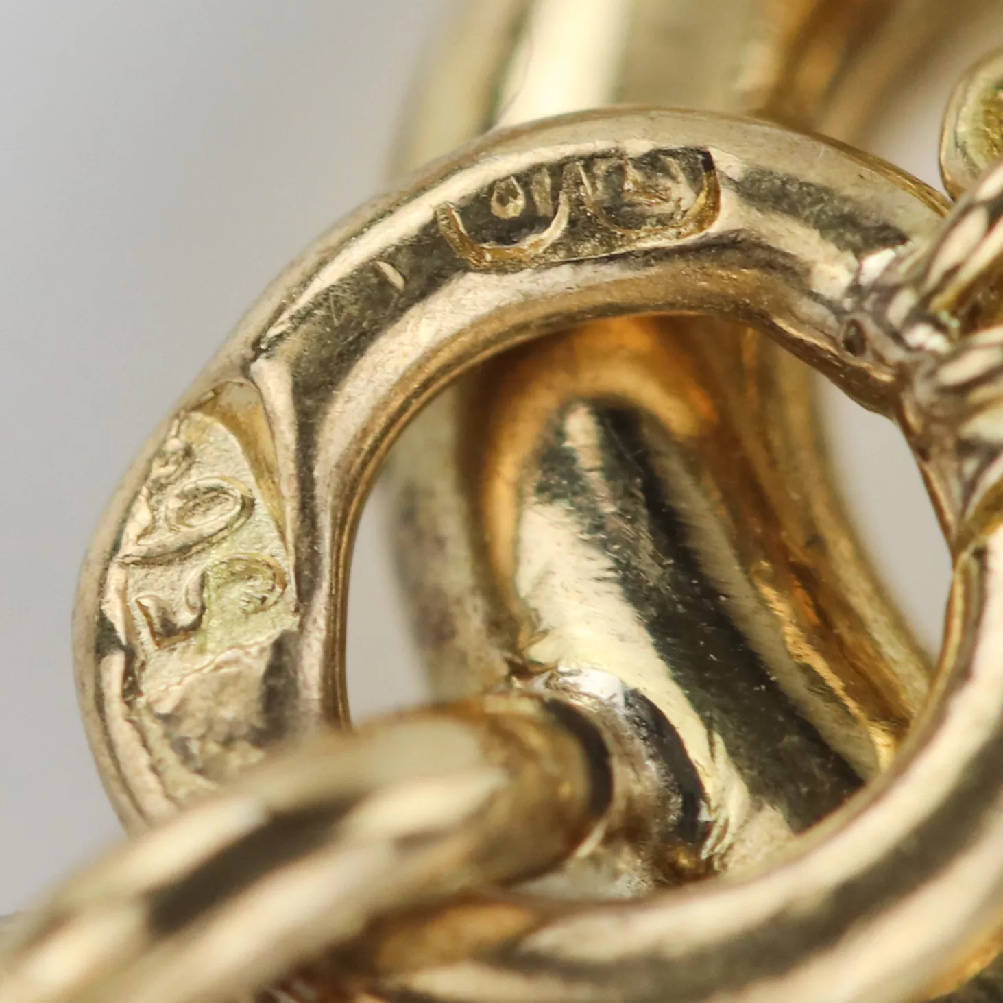 Russian gold chain for pocket watches with a diamond-shaped pendant. The turn of the 19th-20th centuries. 