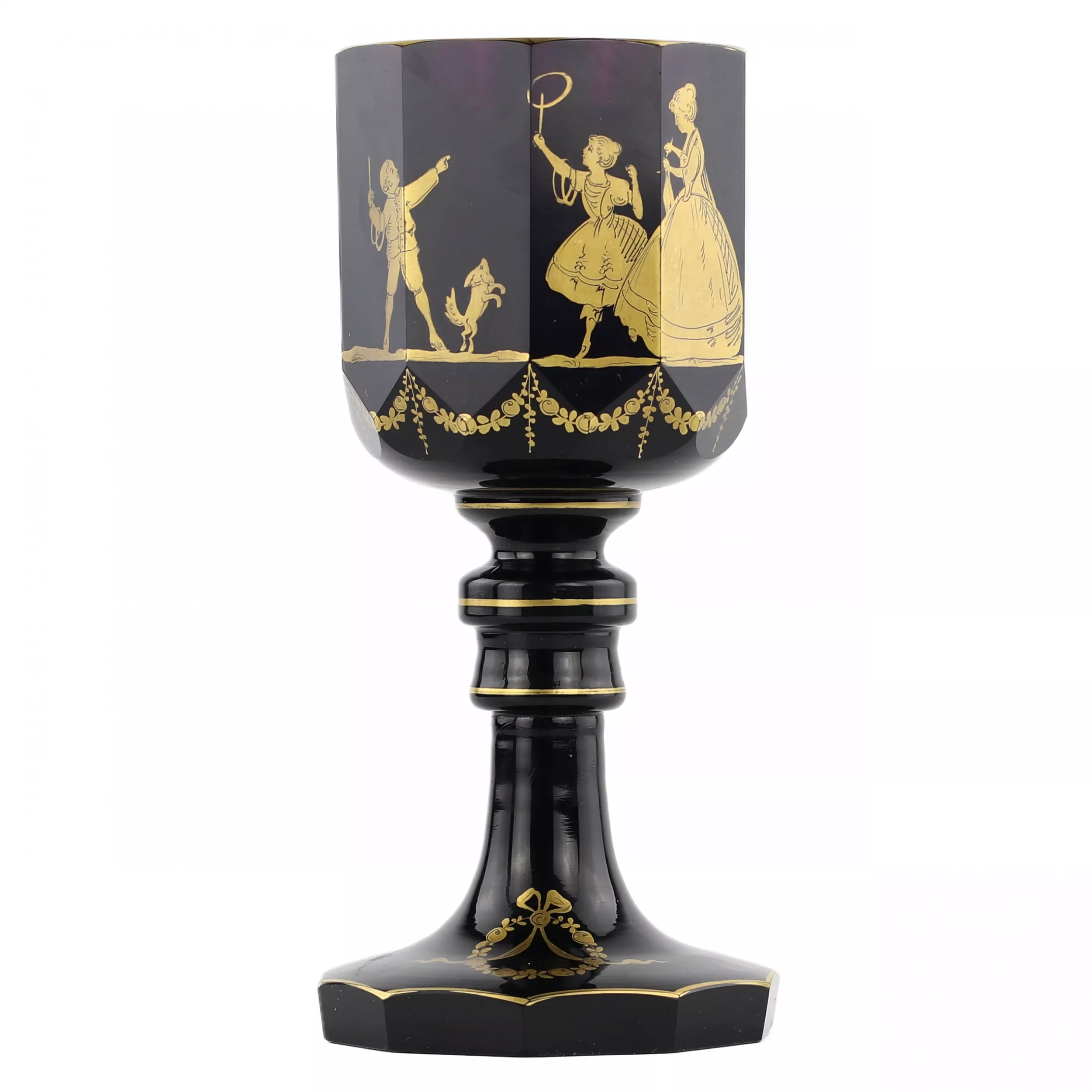 GOBELET DÉCAGONAL EN CRISTAL VIOLET À DÉCOR DORÉ SAINT-PÉTERSBOURG, ANNÉES 1810 MANUFACTURE IMPÉRIALE DE VERRE