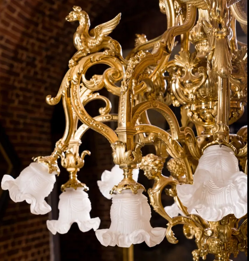 GILT-BRONZE CHANDELIER IN THE NAPOLEON III STYLE FRANCE, SECOND HALF OF THE 19TH CENTURY