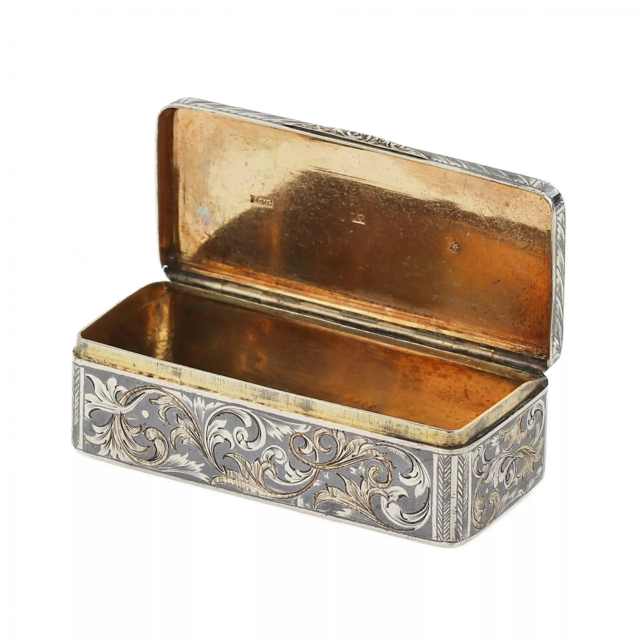RUSSIAN SILVER AND NIELLO SNUFFBOX. MOSCOW, FIRST HALF OF THE 19TH CENTURY