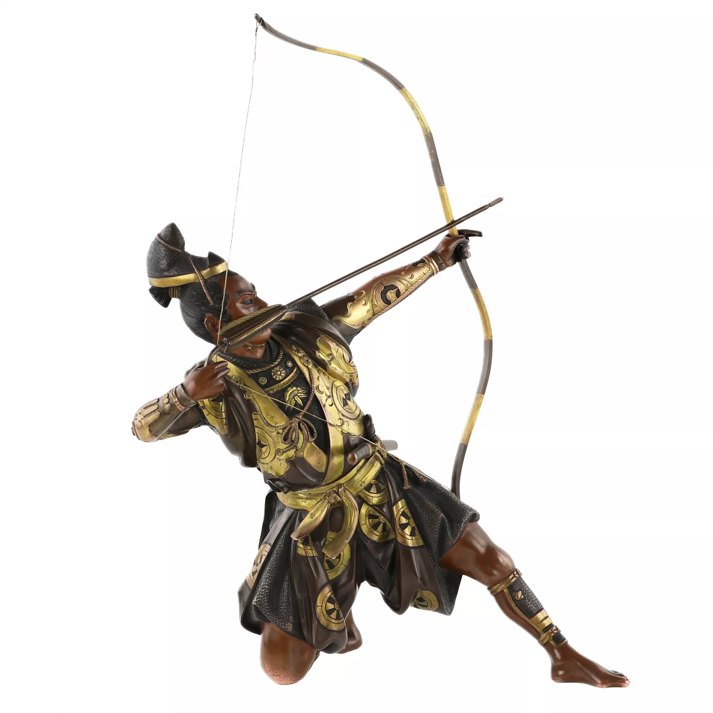 FIGURE EN BRONZE D’UN SAMOURAÏ ARCHER AU GRAND ARC. YOSHIMITSU HŌ (芳光炮) JAPON, PÉRIODE MEIJI, VERS 1880