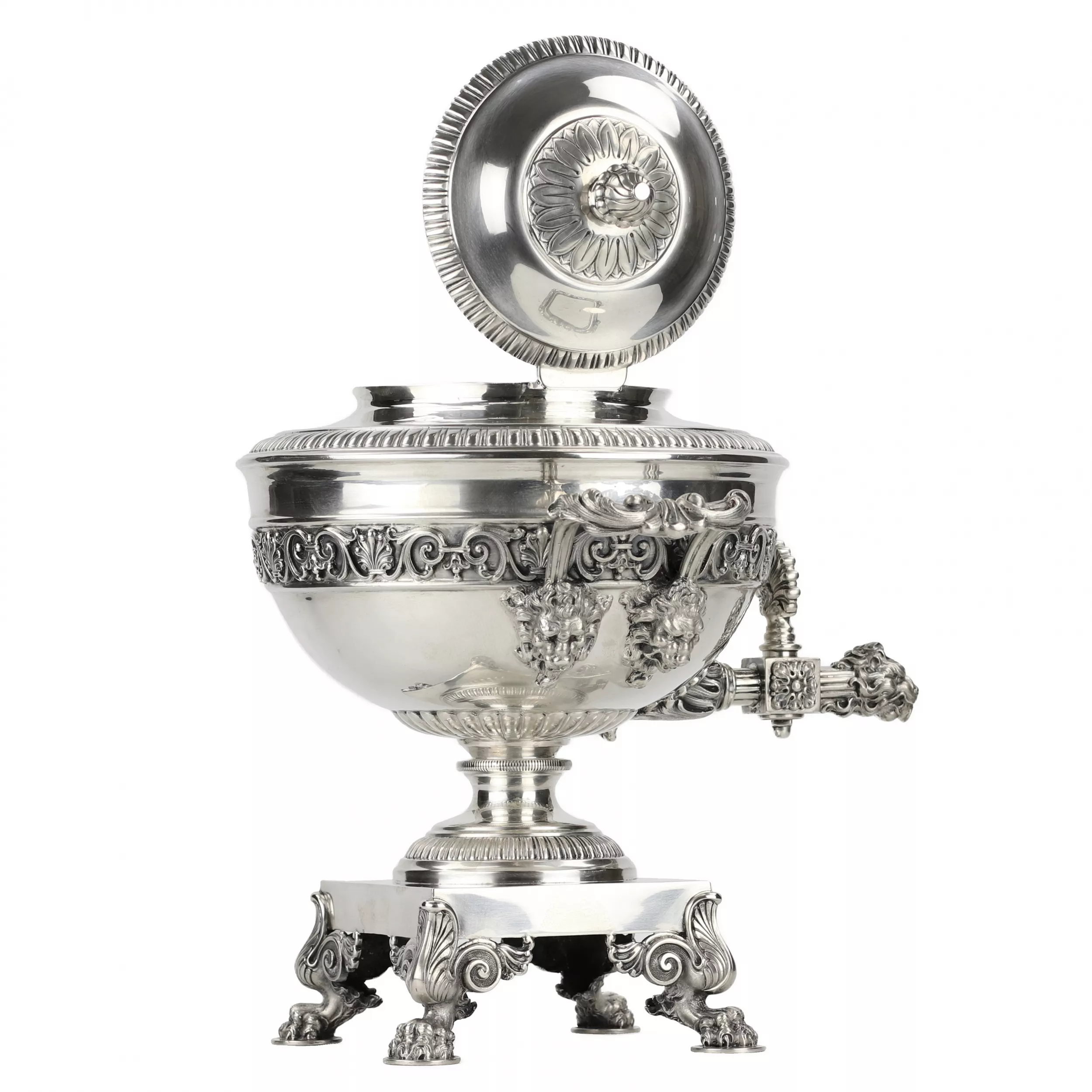 Silver teapot-samovar, First Silver Artel. Saint Petersburg, early 20th century.