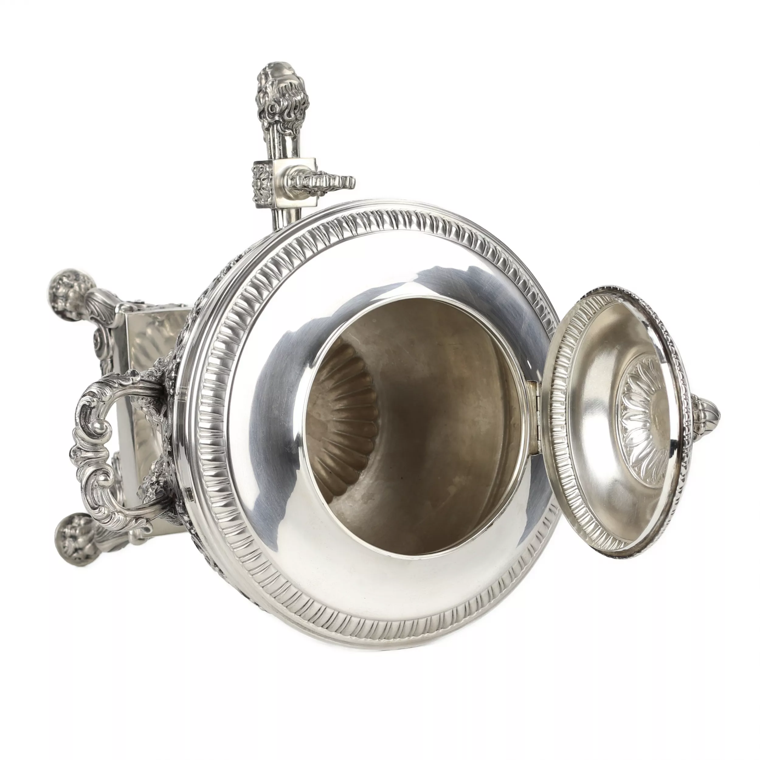 Silver teapot-samovar, First Silver Artel. Saint Petersburg, early 20th century.