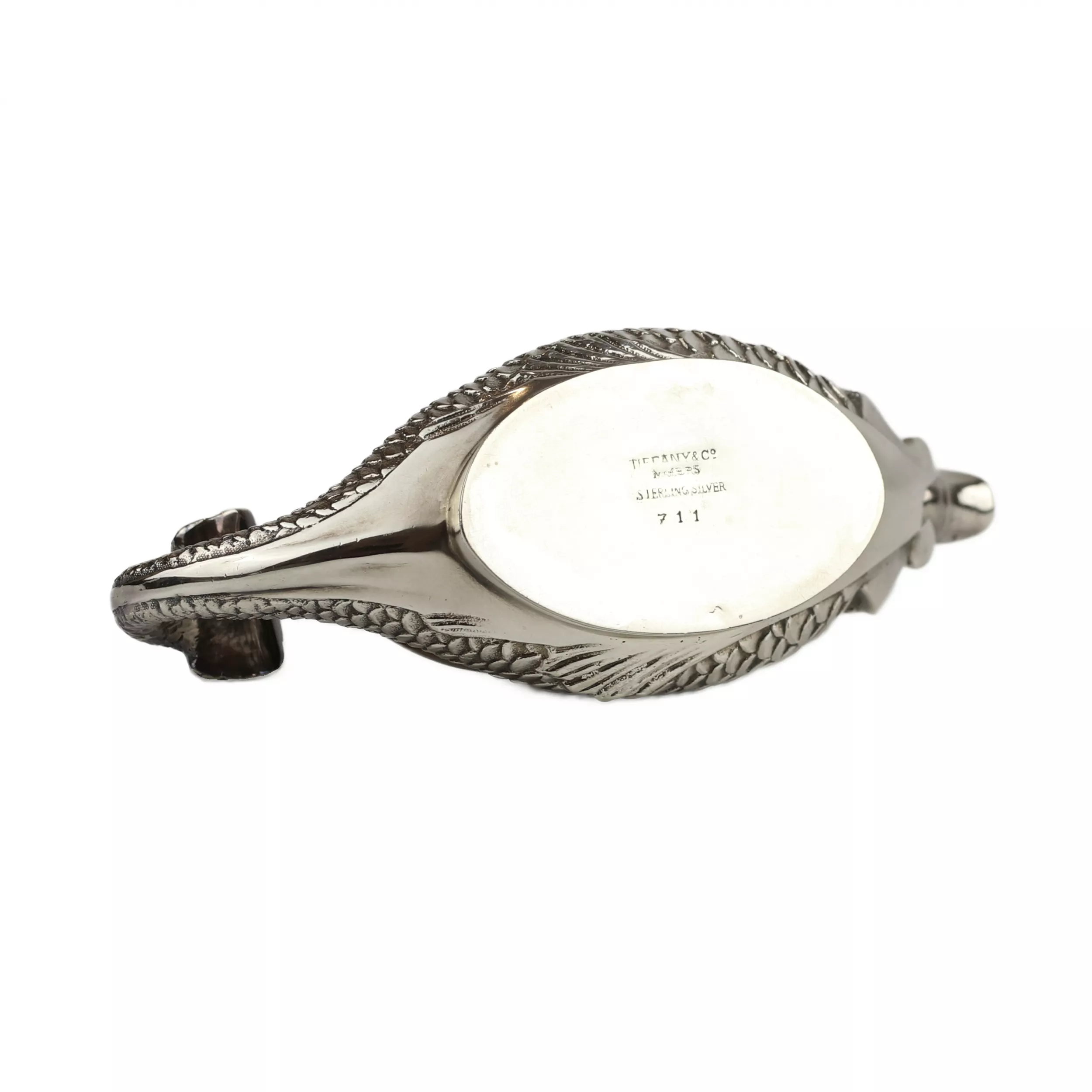 TIFFANY & CO. CRÉMIER EN ARGENT STERLING EN FORME DE POISSON. ÉTATS-UNIS, MILIEU DU XXe SIÈCLE