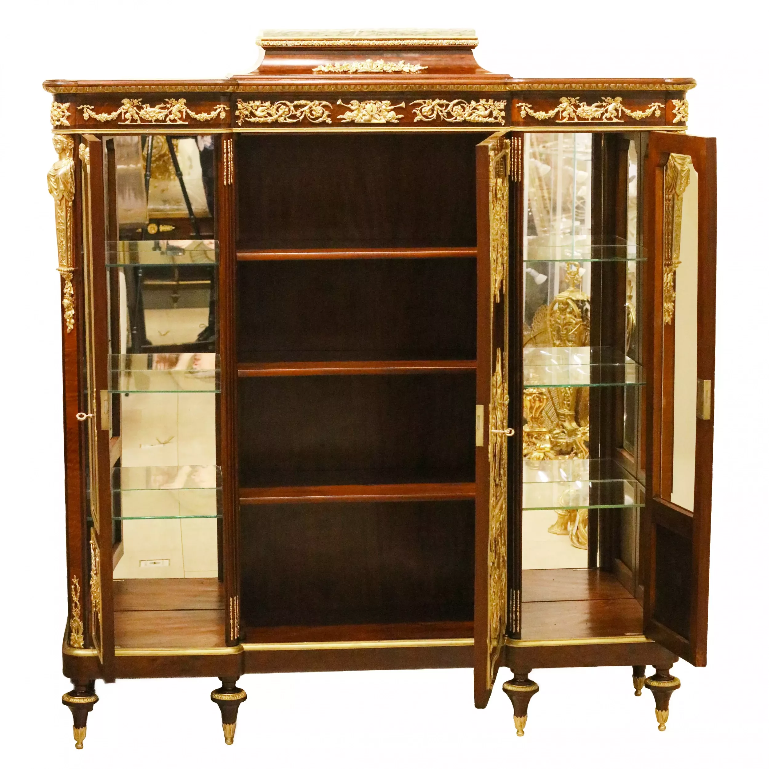 MAHOGANY AND GILT-BRONZE DISPLAY CABINET. FRANÇOIS LINKE. FRANCE, LATE 19TH CENTURY