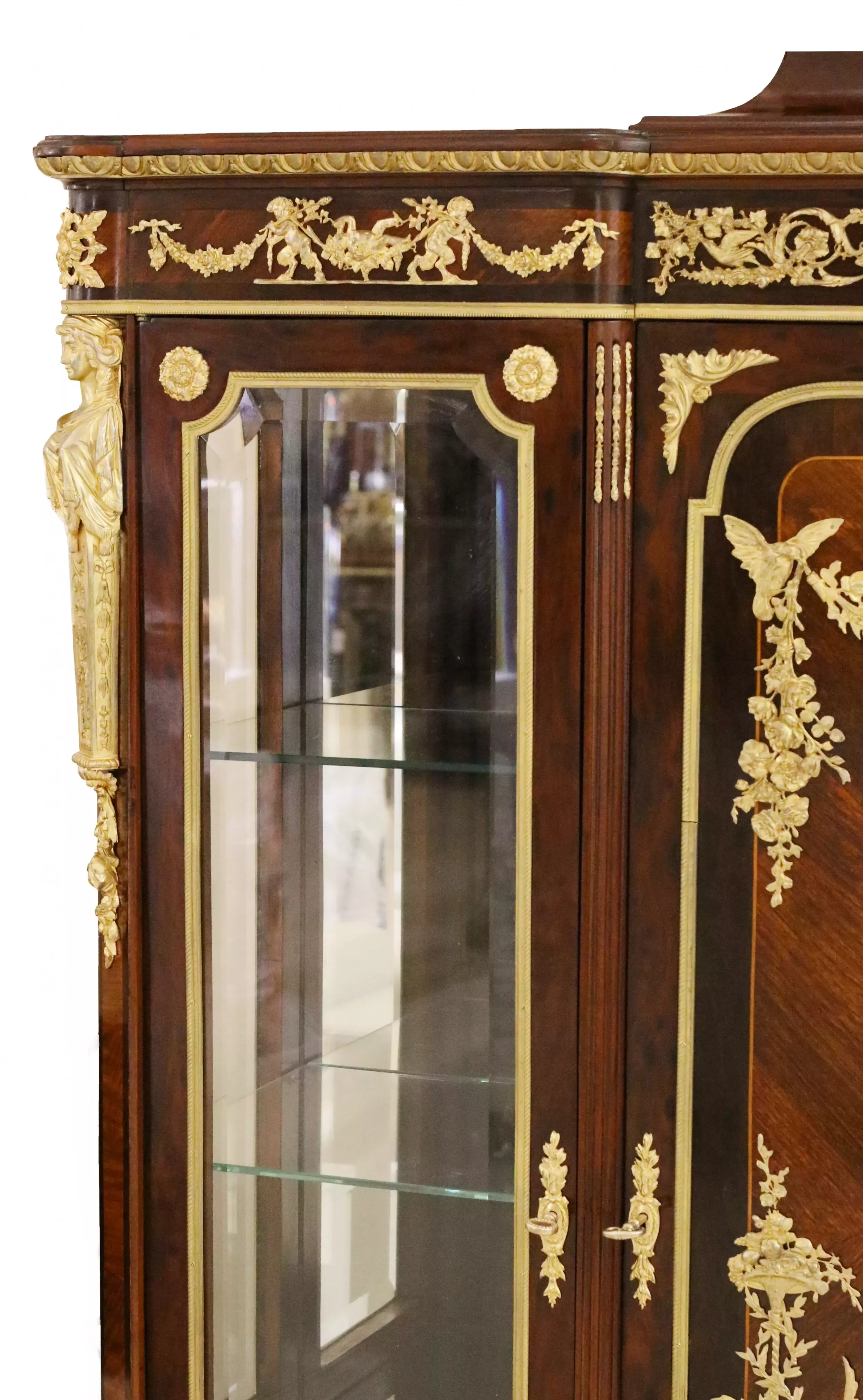 MAHOGANY AND GILT-BRONZE DISPLAY CABINET. FRANÇOIS LINKE. FRANCE, LATE 19TH CENTURY