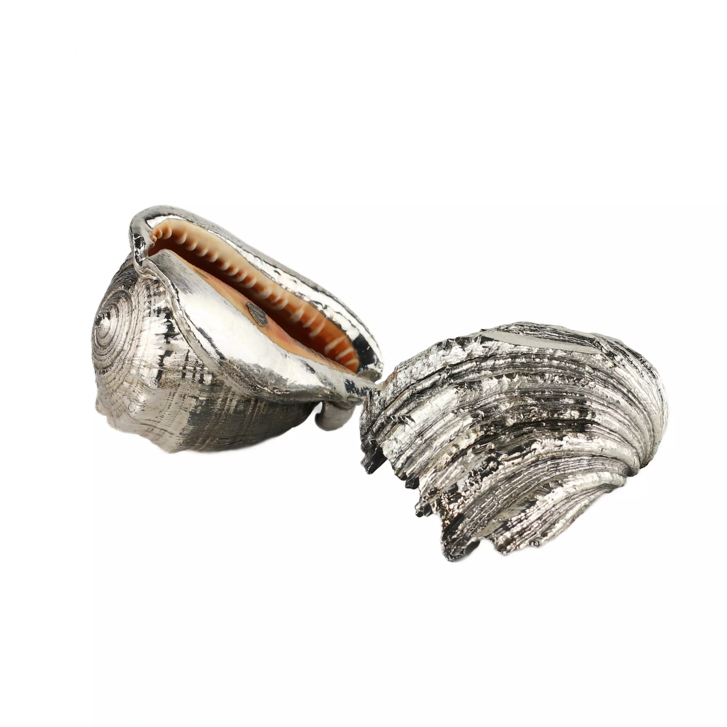 Paire de coquilles décoratives de Buccellati. Italie du 20ème siècle. 