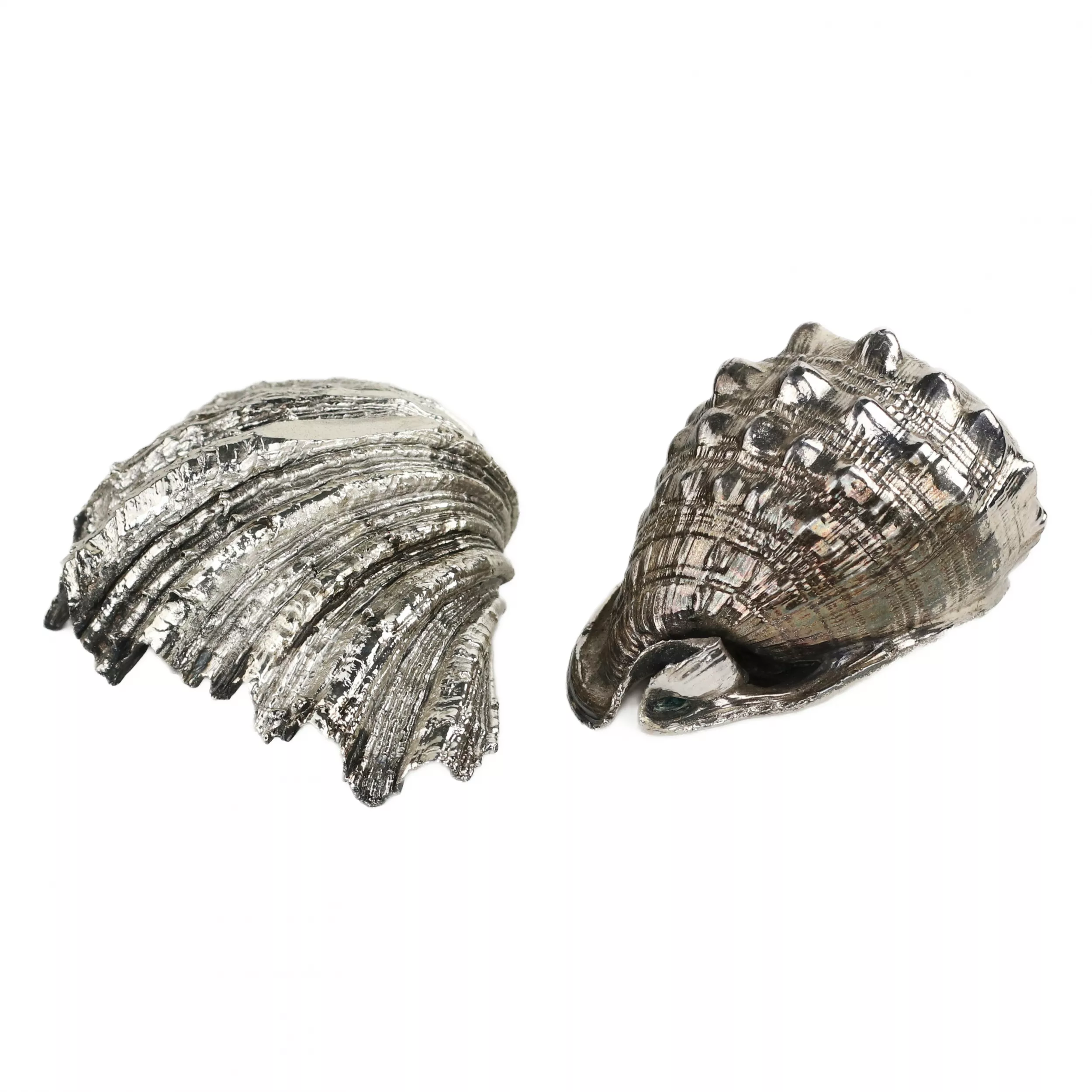Paire de coquilles décoratives de Buccellati. Italie du 20ème siècle. 