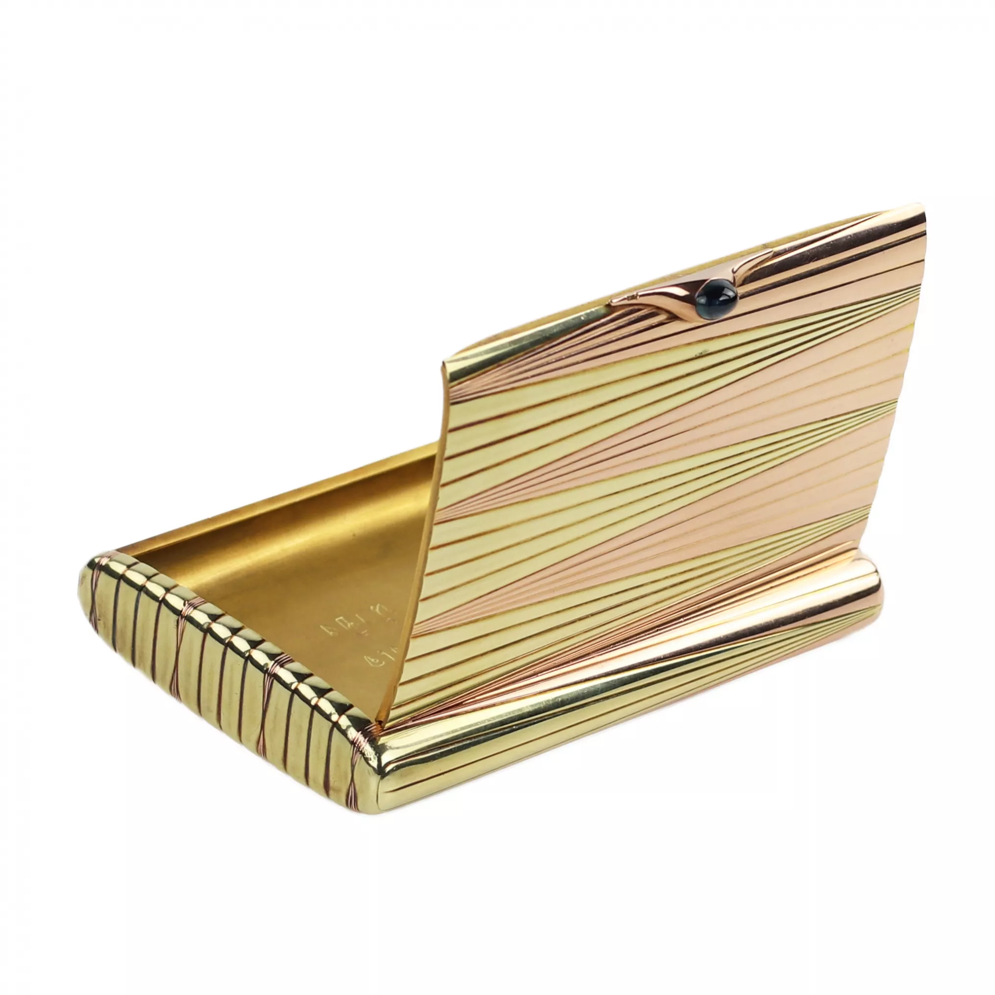 ÉTUI À CIGARETTES RUSSE EN OR 14 CARATS. FABRIQUE BEILIN & SON SAINT-PÉTERSBOURG, 1908–1917