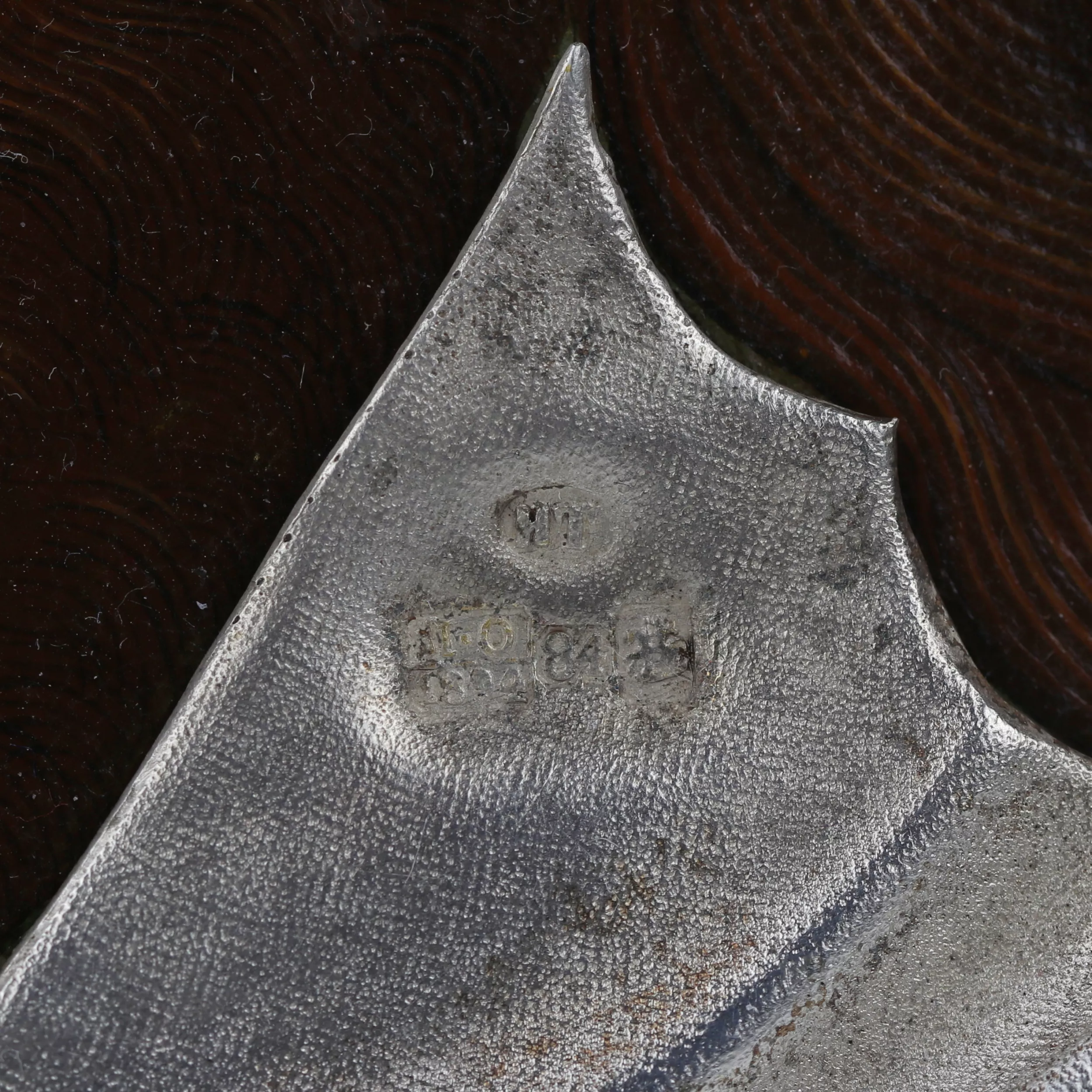 ИКОНА «СПАС НЕРУКОТВОРНЫЙ» В СЕРЕБРЯНОМ ПОЗОЛОЧЕННОМ ОКЛАДЕ С ЭМАЛЬЮ. ИВАН ТАРАБРОВ РОССИЯ, МОСКВА, 1894 ГОД
