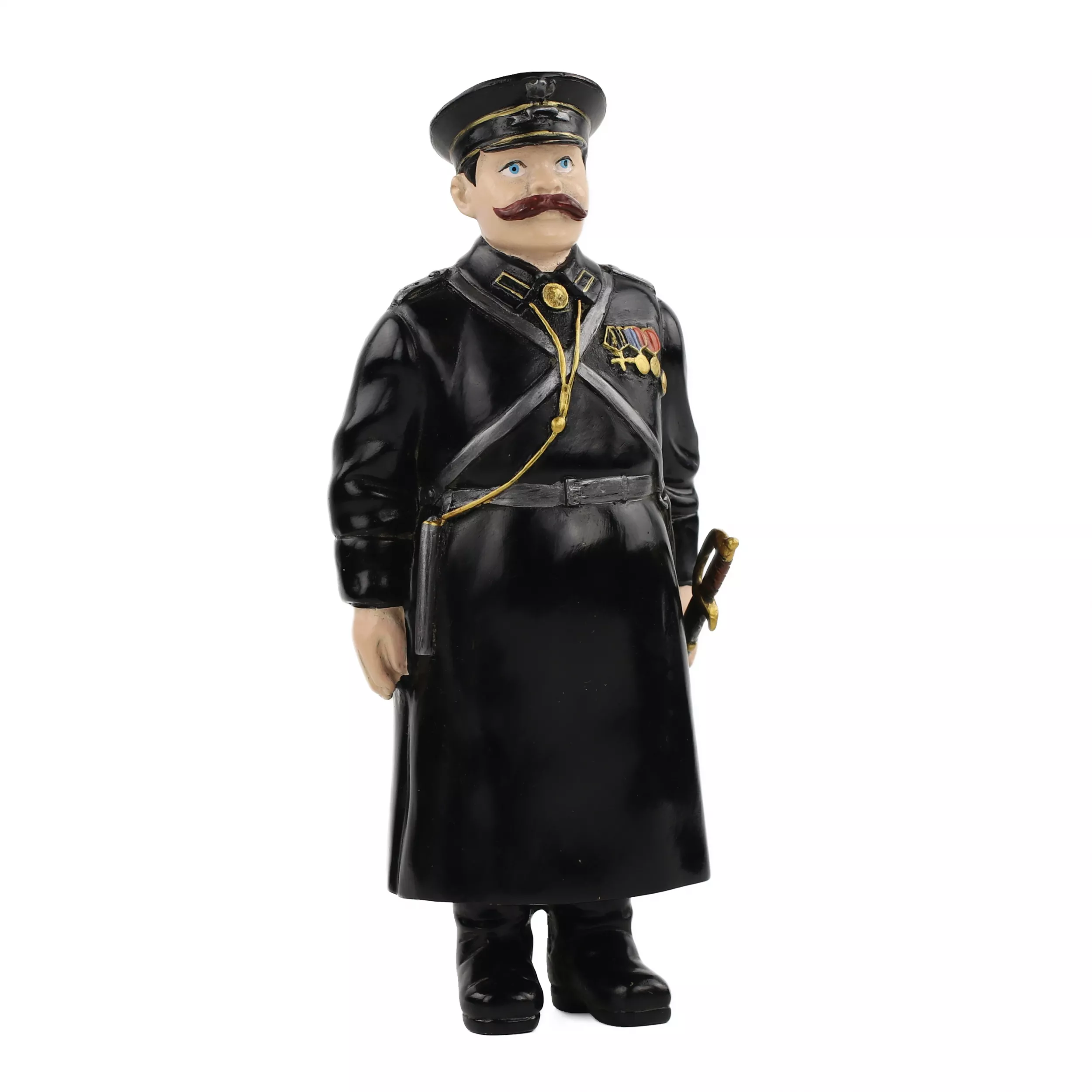 Figurine en bronze d`un policier, peinte aux émaux à froid d`après le modèle Fabergé. Saint-Pétersbourg, 1911. 