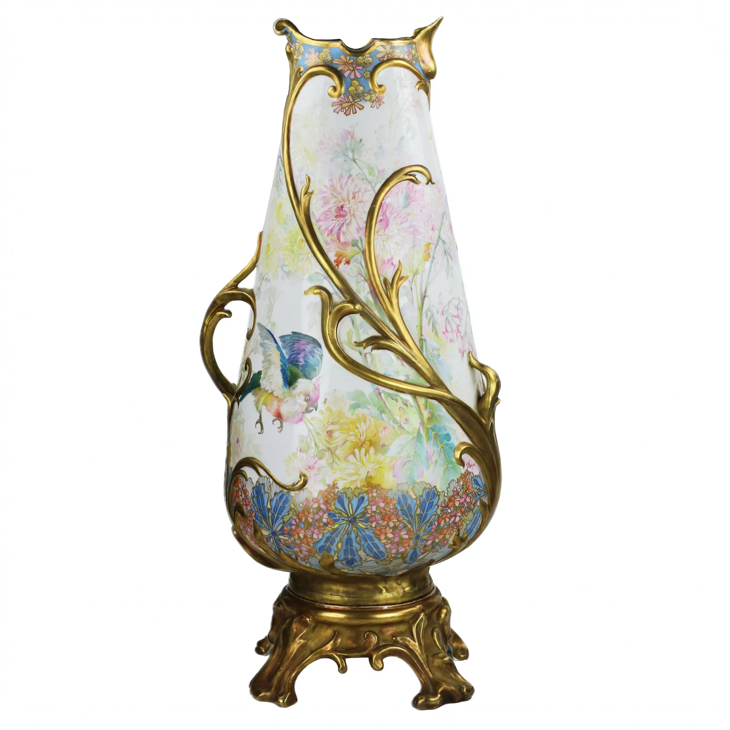 Vase with painting Birds and flowers. Yildiz. Ottoman Empire, 1900.