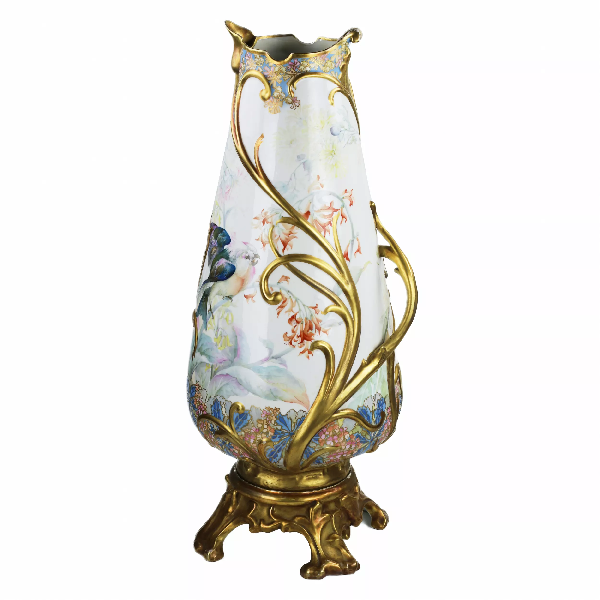 Vase with painting Birds and flowers. Yildiz. Ottoman Empire, 1900.