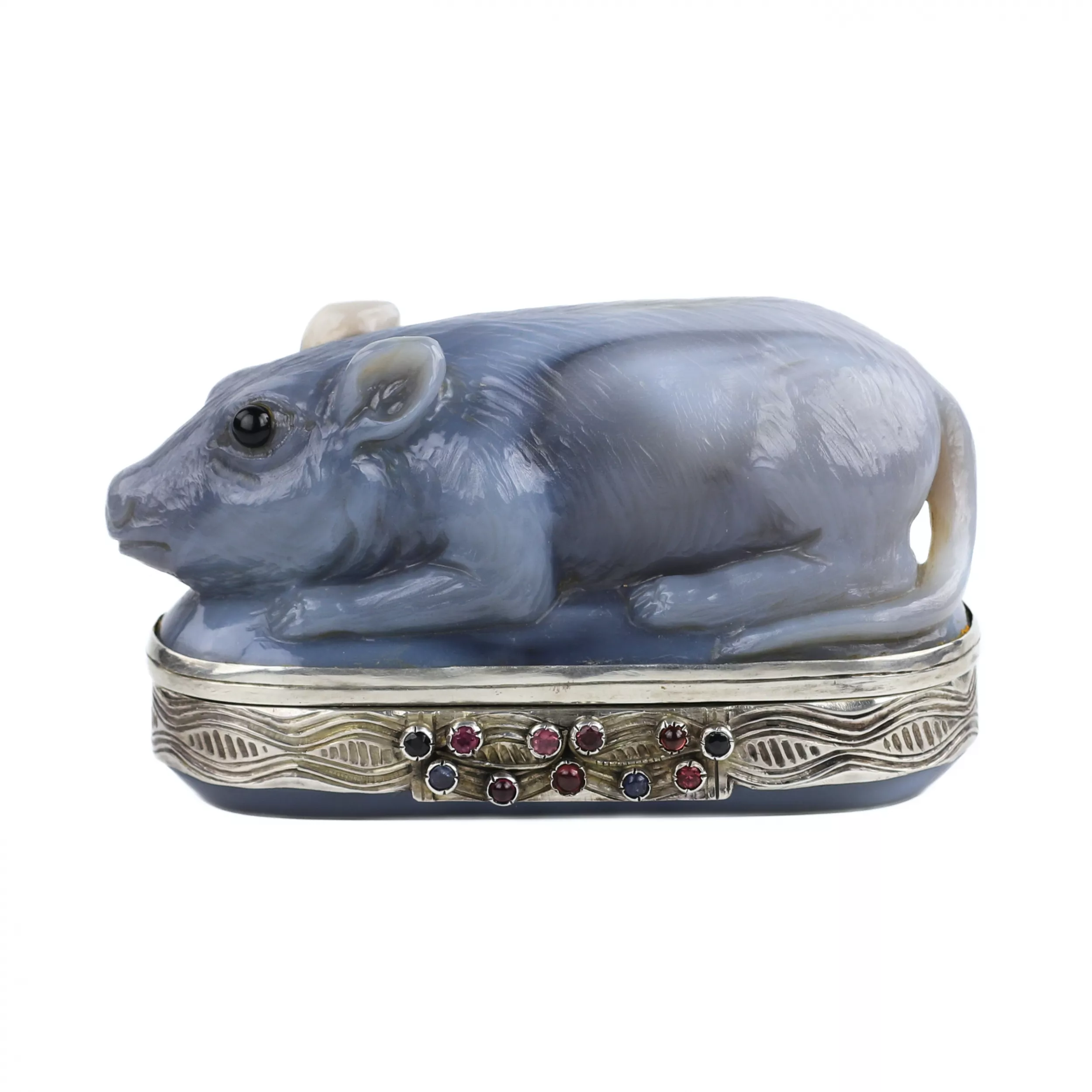 TABATIÈRE EN FORME DE SOURIS EN AGATE BANDE ET ARGENT. XIXe SIÈCLE