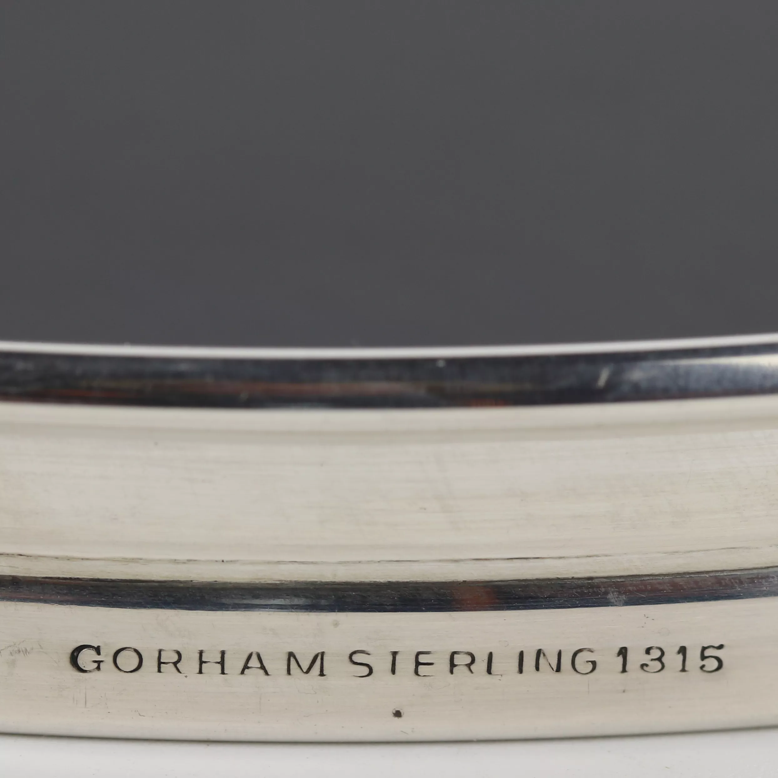 SERVICE EN ARGENT DE 6 VERRINES SUR PLATEAU. GORHAM STERLING. ÉTATS-UNIS, XXe SIÈCLE