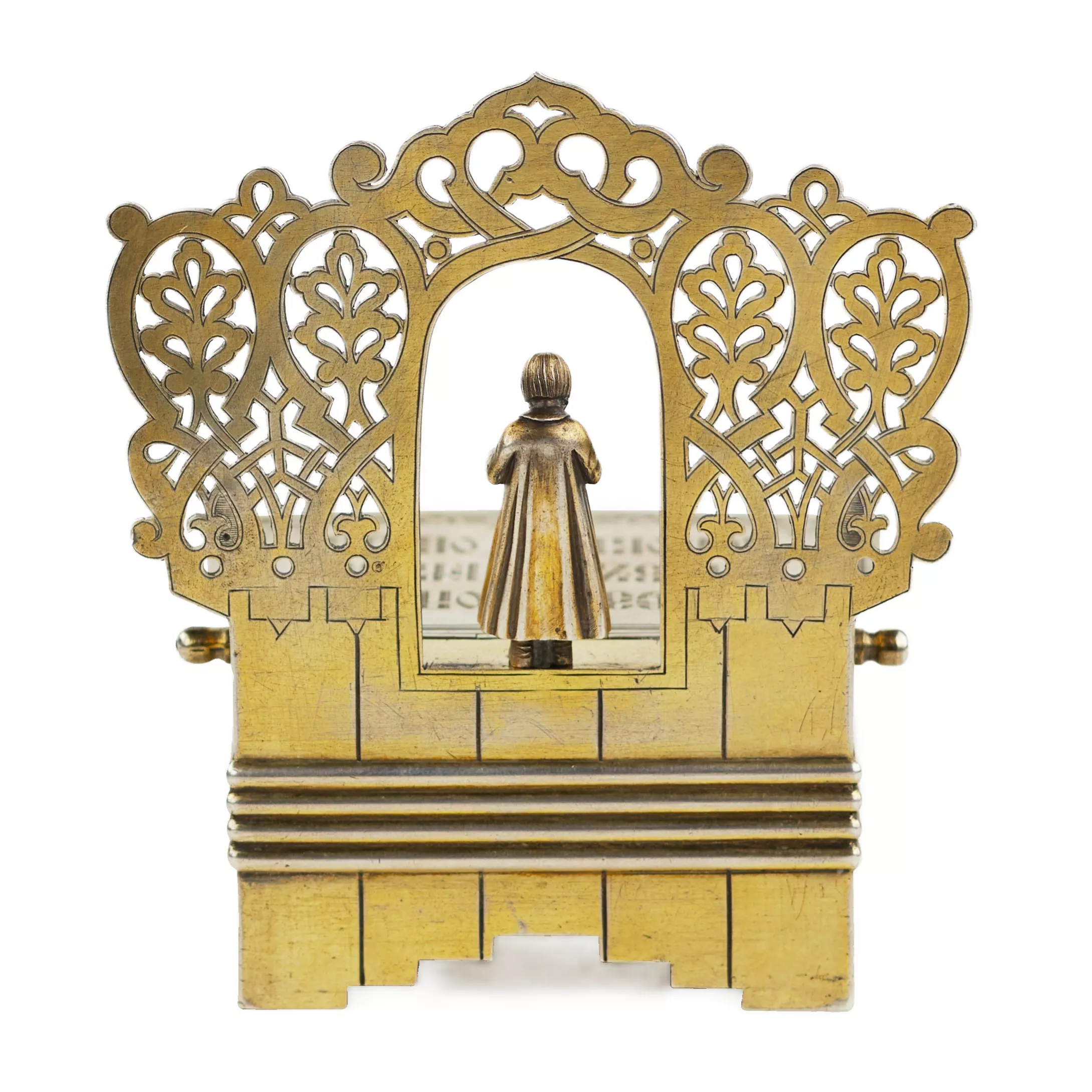 SALERON EN ARGENT EN FORME DE TRÔNE AVEC FIGURINE DE PAYSAN MAISON KHLEBNIKOV, MOSCOU, VERS 1880