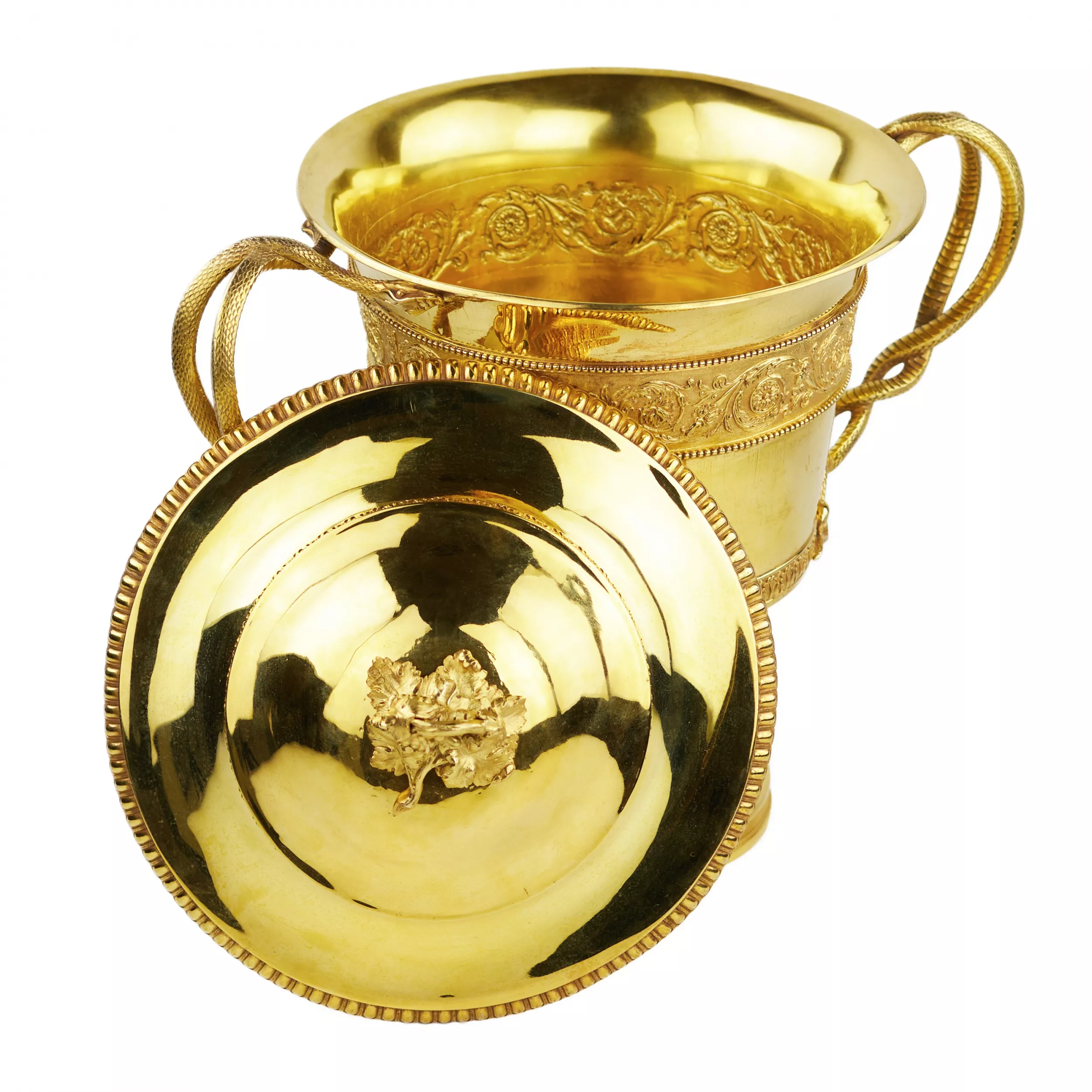COVERED NEOCLASSICAL CUP. ROBERT GARRARD II & EDWARD BURROWS. ENGLAND, FIRST THIRD OF THE 19TH CENTURY