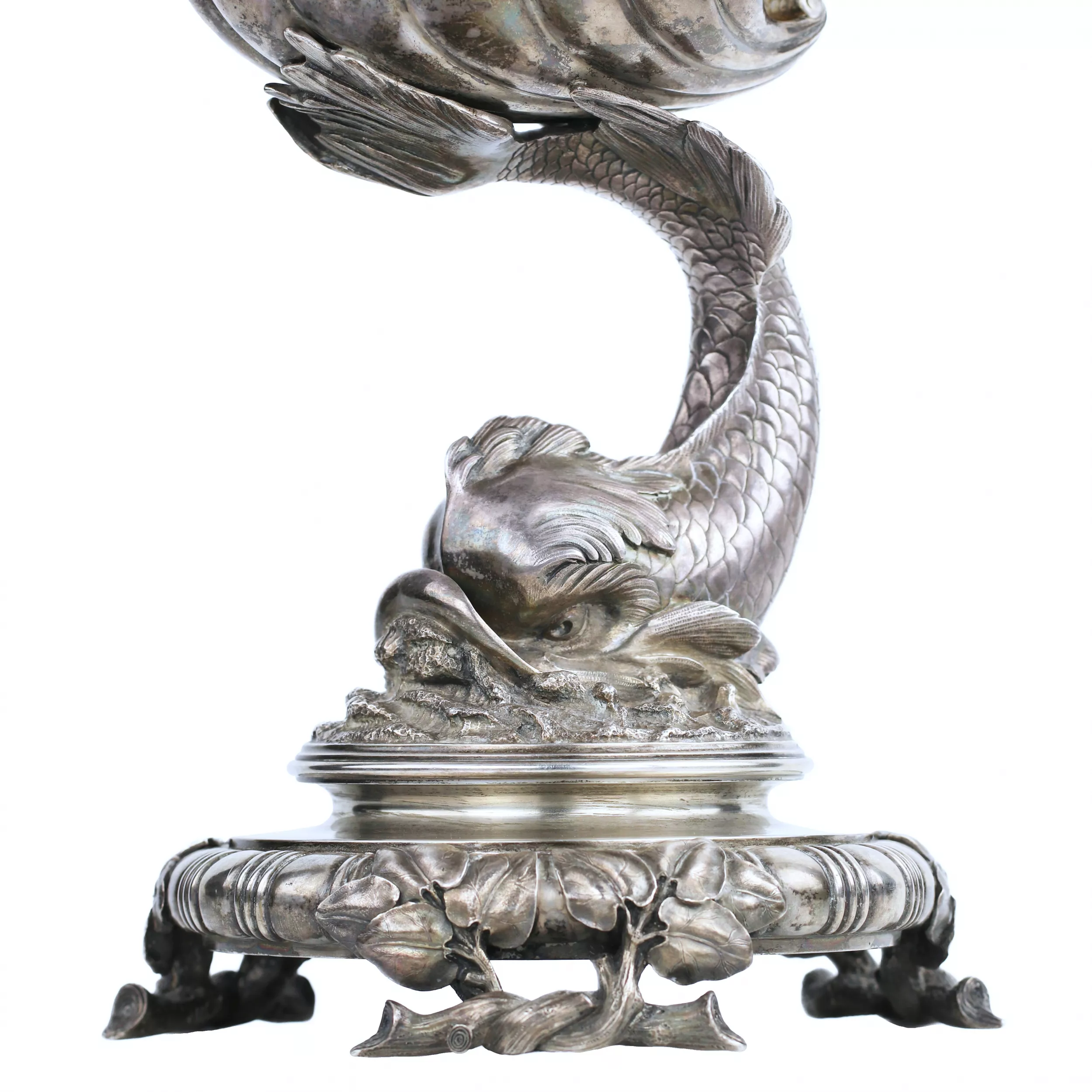 EXCEPTIONNELLE PAIRE DE TAZZAS EN CRISTAL SUR PIÉTEMENTS EN ARGENT. MAISON DES FRÈRES GRACHEV RUSSIE, SAINT-PÉTERSBOURG, FIN DU XIXᵉ SIÈCLE