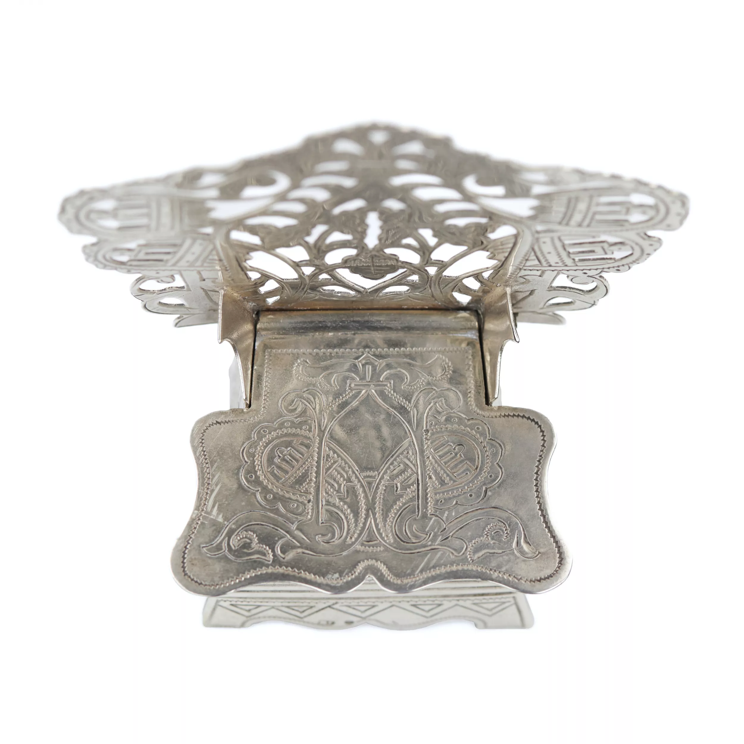 SALIÈRE EN ARGENT EN FORME DE TRÔNE RUSSIE, MOSCOU, 1899–1908