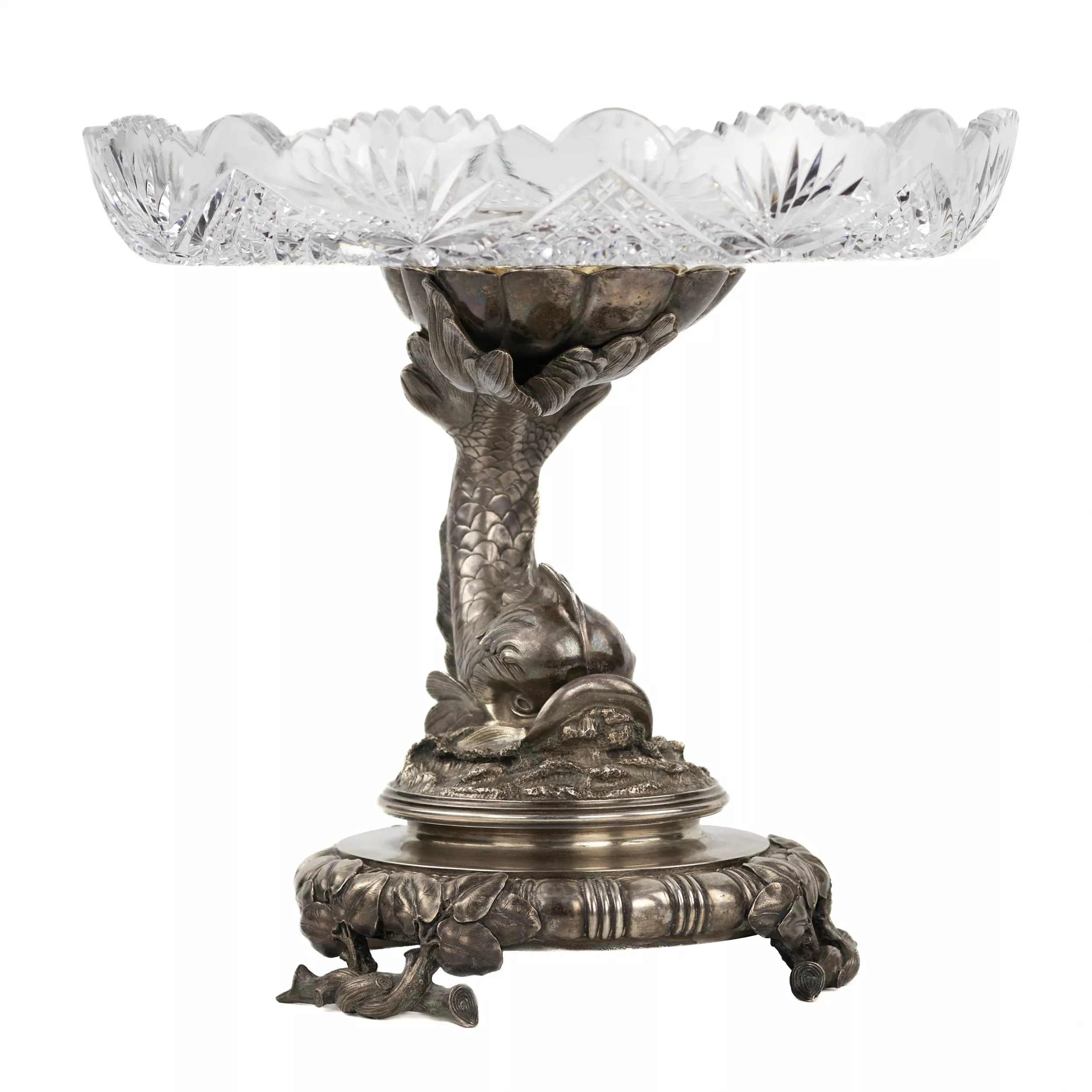 EXCEPTIONNELLE PAIRE DE TAZZAS EN CRISTAL SUR PIÉTEMENTS EN ARGENT. MAISON DES FRÈRES GRACHEV RUSSIE, SAINT-PÉTERSBOURG, FIN DU XIXᵉ SIÈCLE