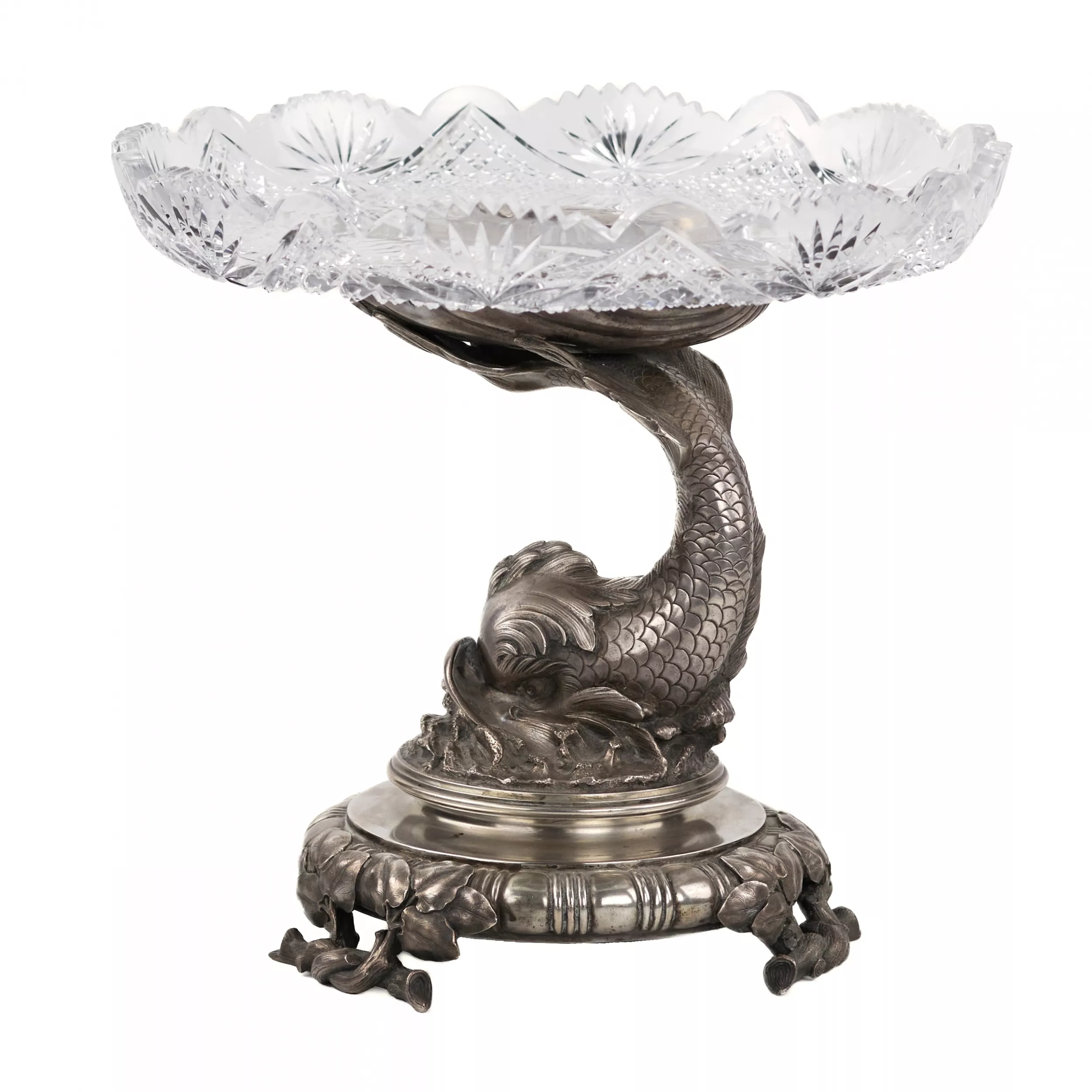 EXCEPTIONNELLE PAIRE DE TAZZAS EN CRISTAL SUR PIÉTEMENTS EN ARGENT. MAISON DES FRÈRES GRACHEV RUSSIE, SAINT-PÉTERSBOURG, FIN DU XIXᵉ SIÈCLE