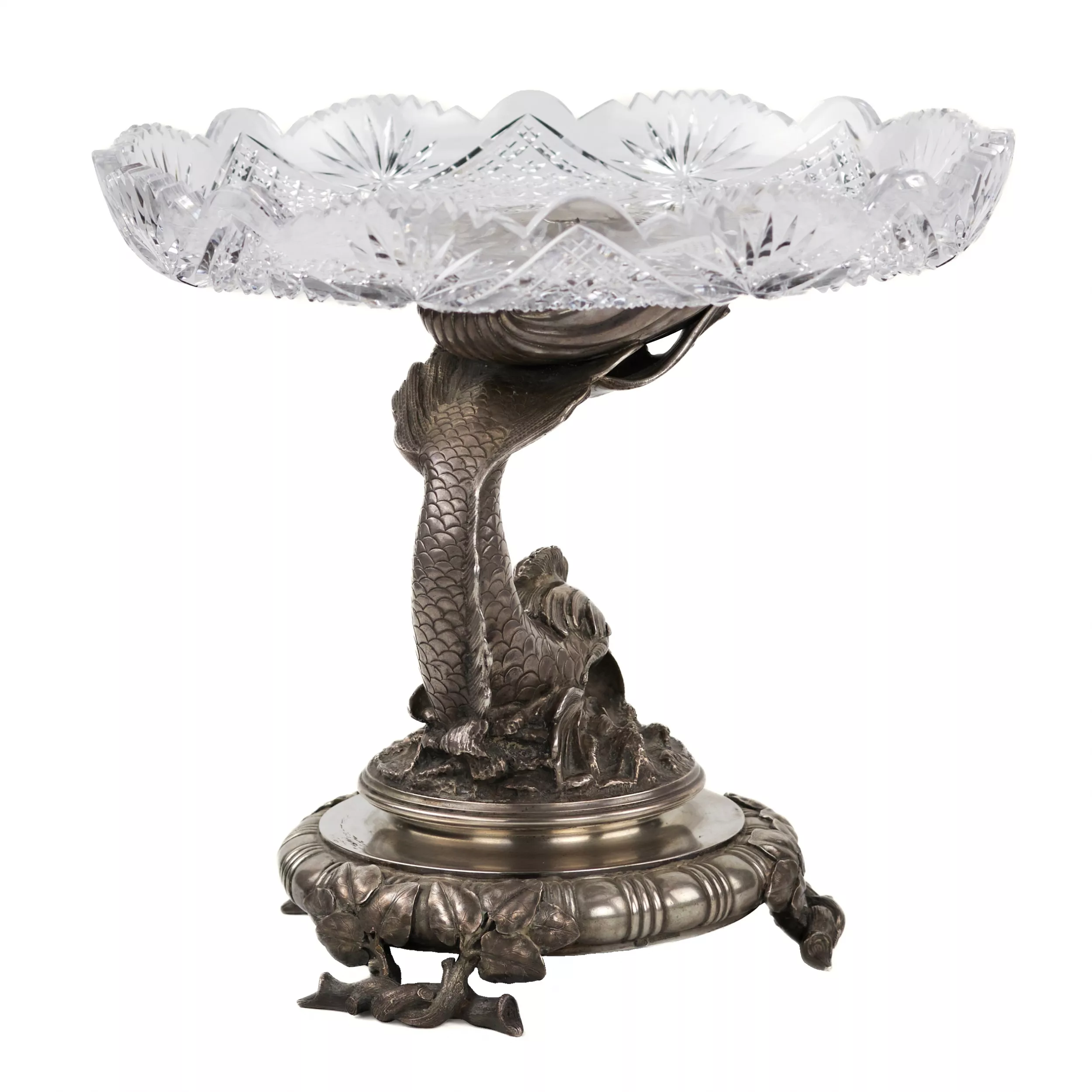 EXCEPTIONNELLE PAIRE DE TAZZAS EN CRISTAL SUR PIÉTEMENTS EN ARGENT. MAISON DES FRÈRES GRACHEV RUSSIE, SAINT-PÉTERSBOURG, FIN DU XIXᵉ SIÈCLE
