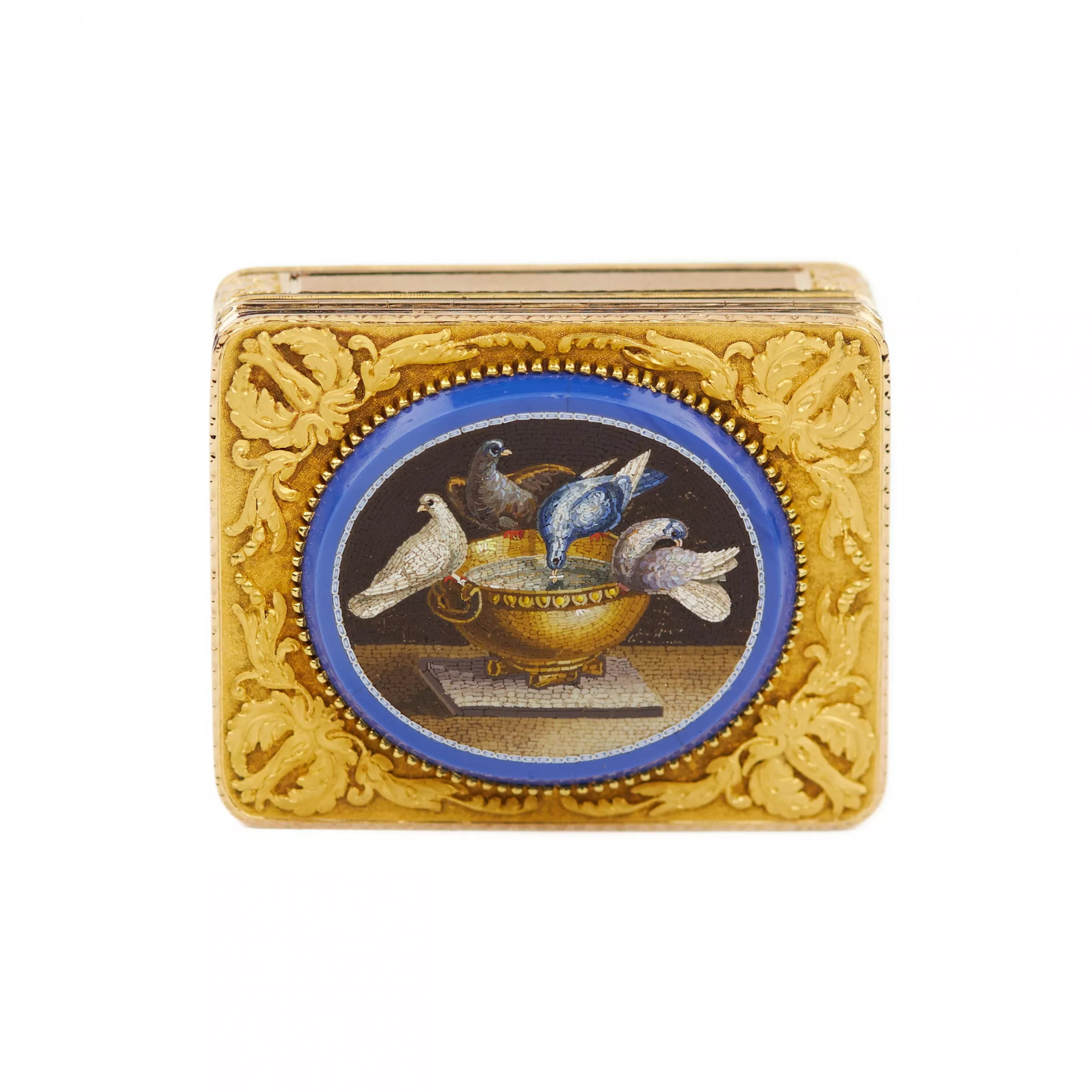 MUSICAL SNUFFBOX WITH MICROMOSAIC PLINY`S DOVES FRANCE, 1819–1838 