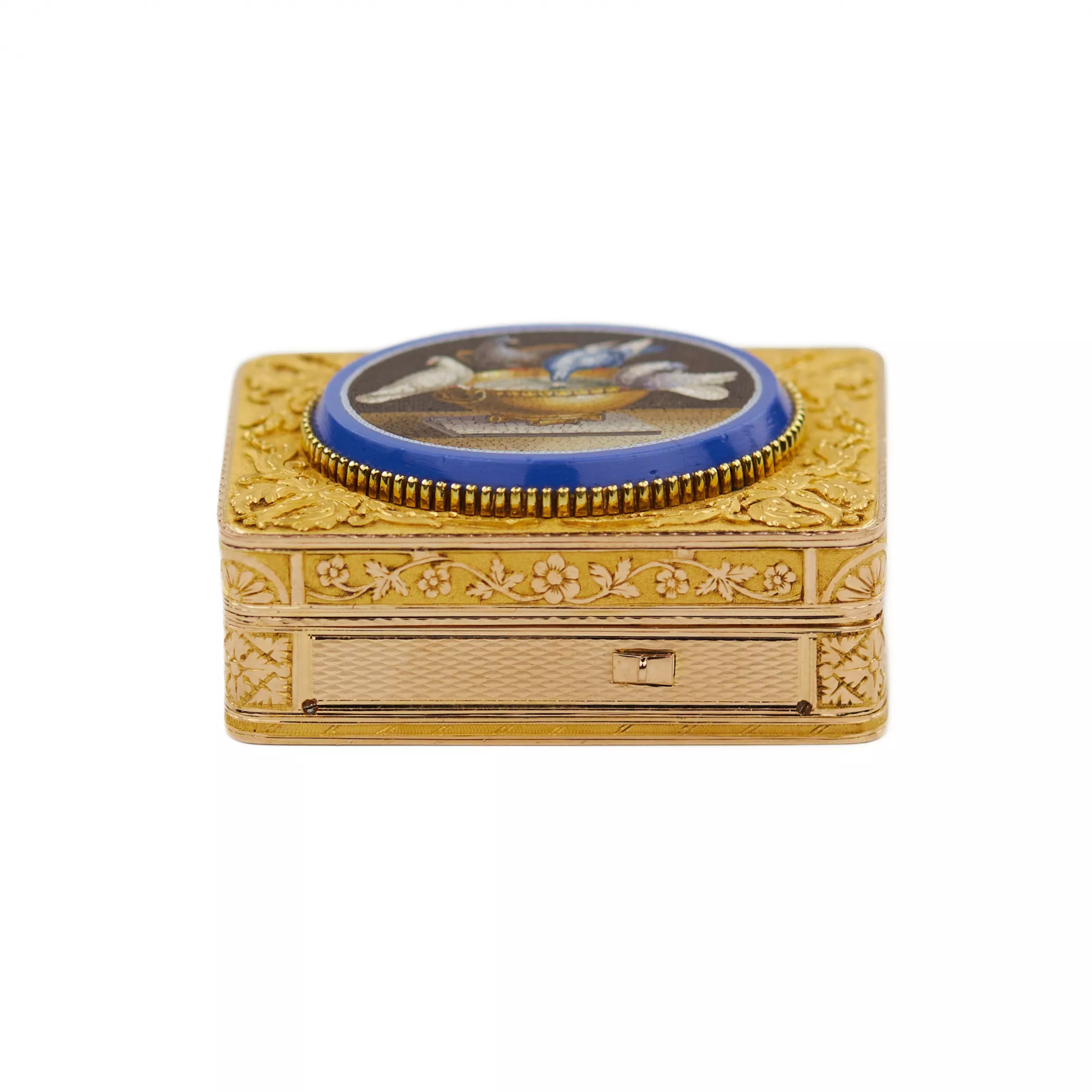 MUSICAL SNUFFBOX WITH MICROMOSAIC PLINY`S DOVES FRANCE, 1819–1838 