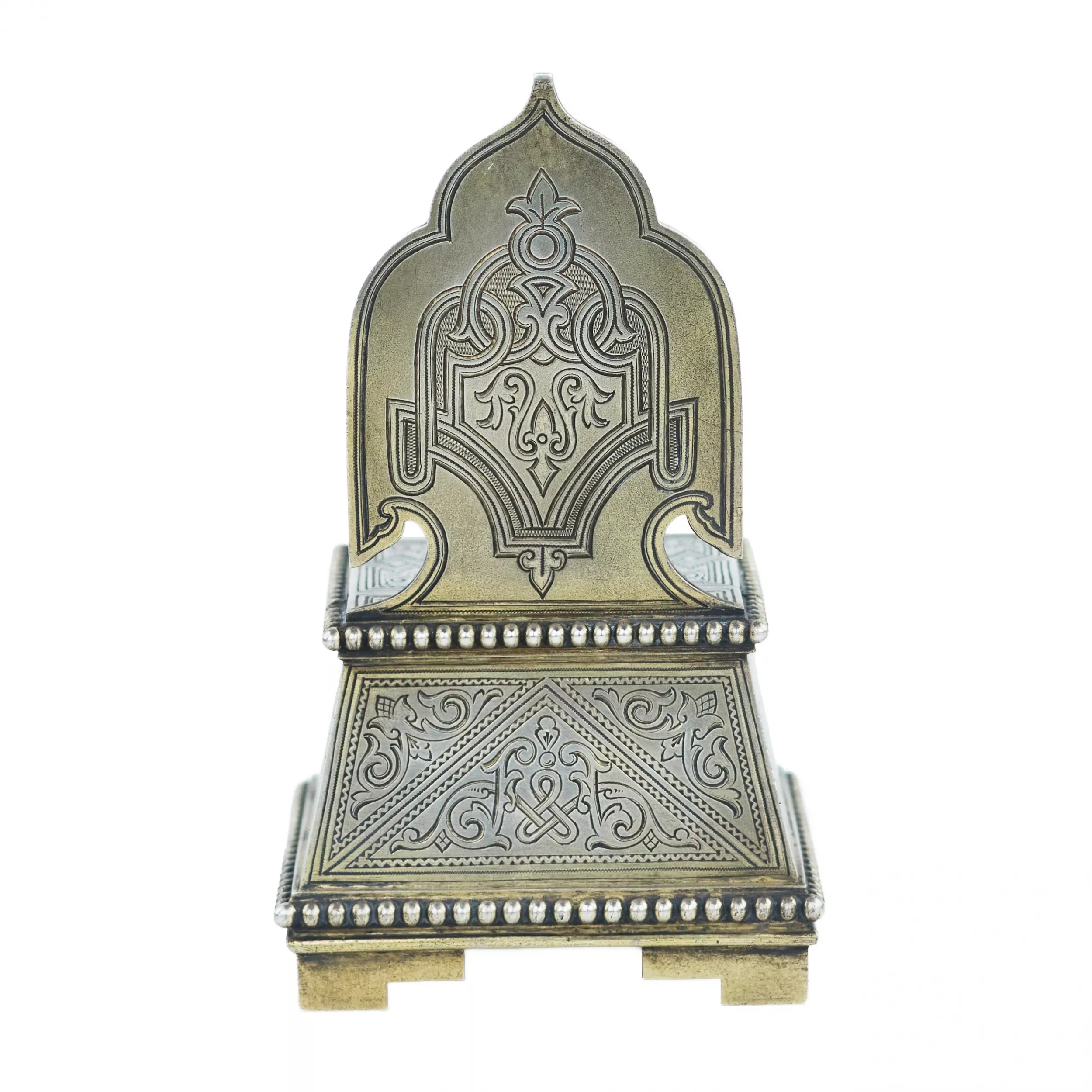 SALIER EN ARGENT EN FORME DE TRÔNE, MAISON KHLEBNIKOV EMPIRE RUSSE, MOSCOU, 1883