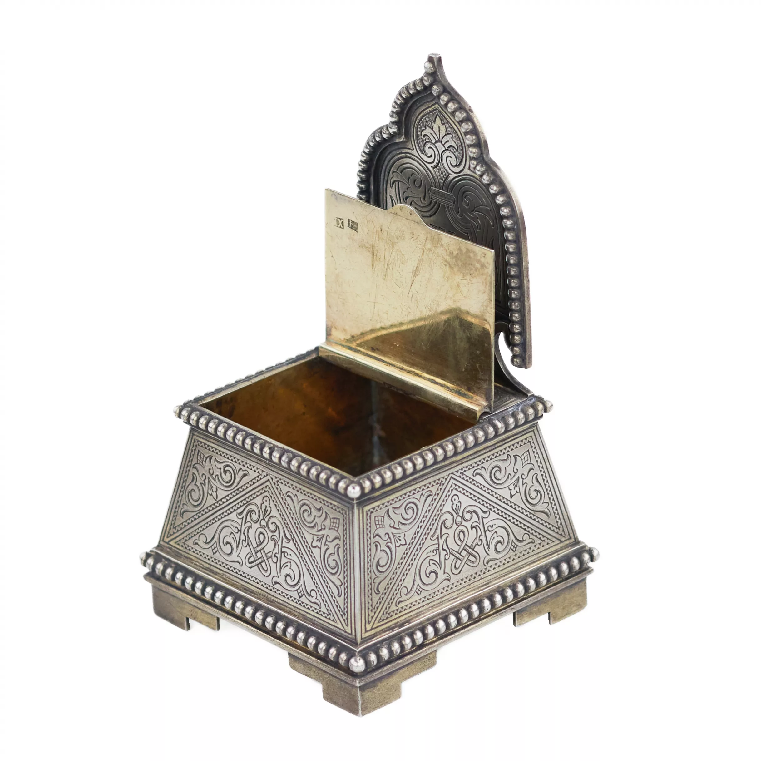 SALIER EN ARGENT EN FORME DE TRÔNE, MAISON KHLEBNIKOV EMPIRE RUSSE, MOSCOU, 1883