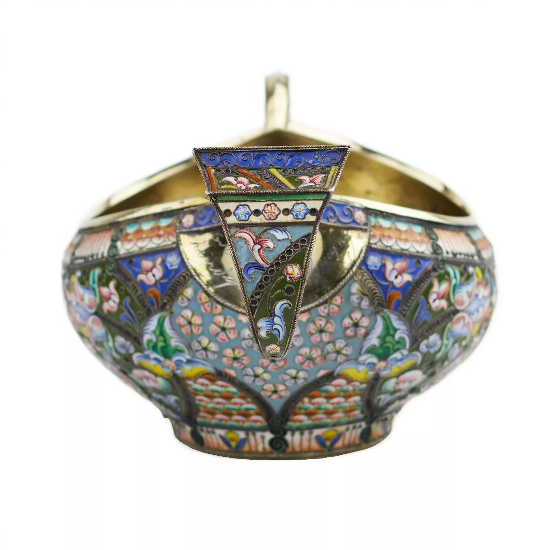 LARGE RUSSIAN SILVER KOVSH WITH CLOISONNÉ ENAMEL BY KONSTANTIN SKVORTSOV  RUSSIA, MOSCOW, 1908–1917