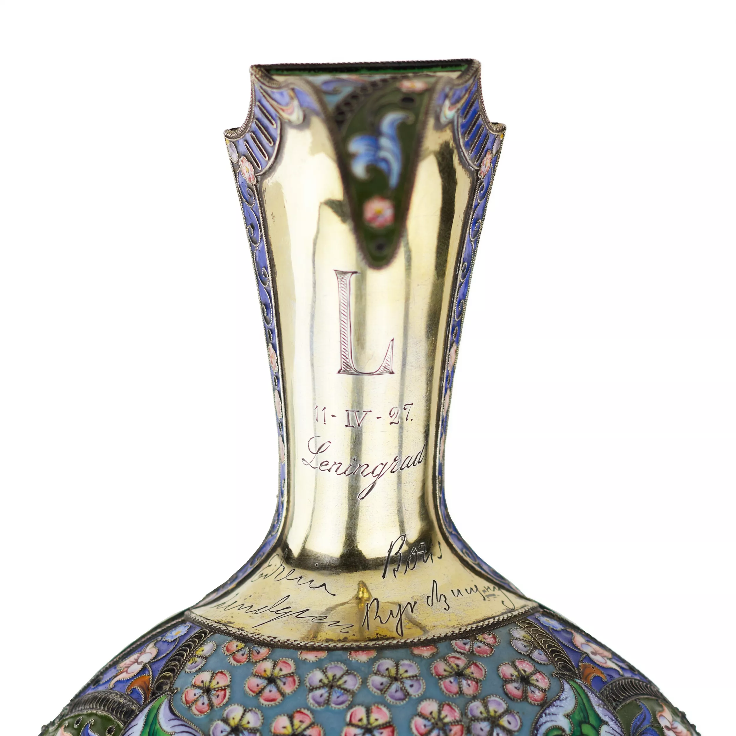 LARGE RUSSIAN SILVER KOVSH WITH CLOISONNÉ ENAMEL BY KONSTANTIN SKVORTSOV  RUSSIA, MOSCOW, 1908–1917