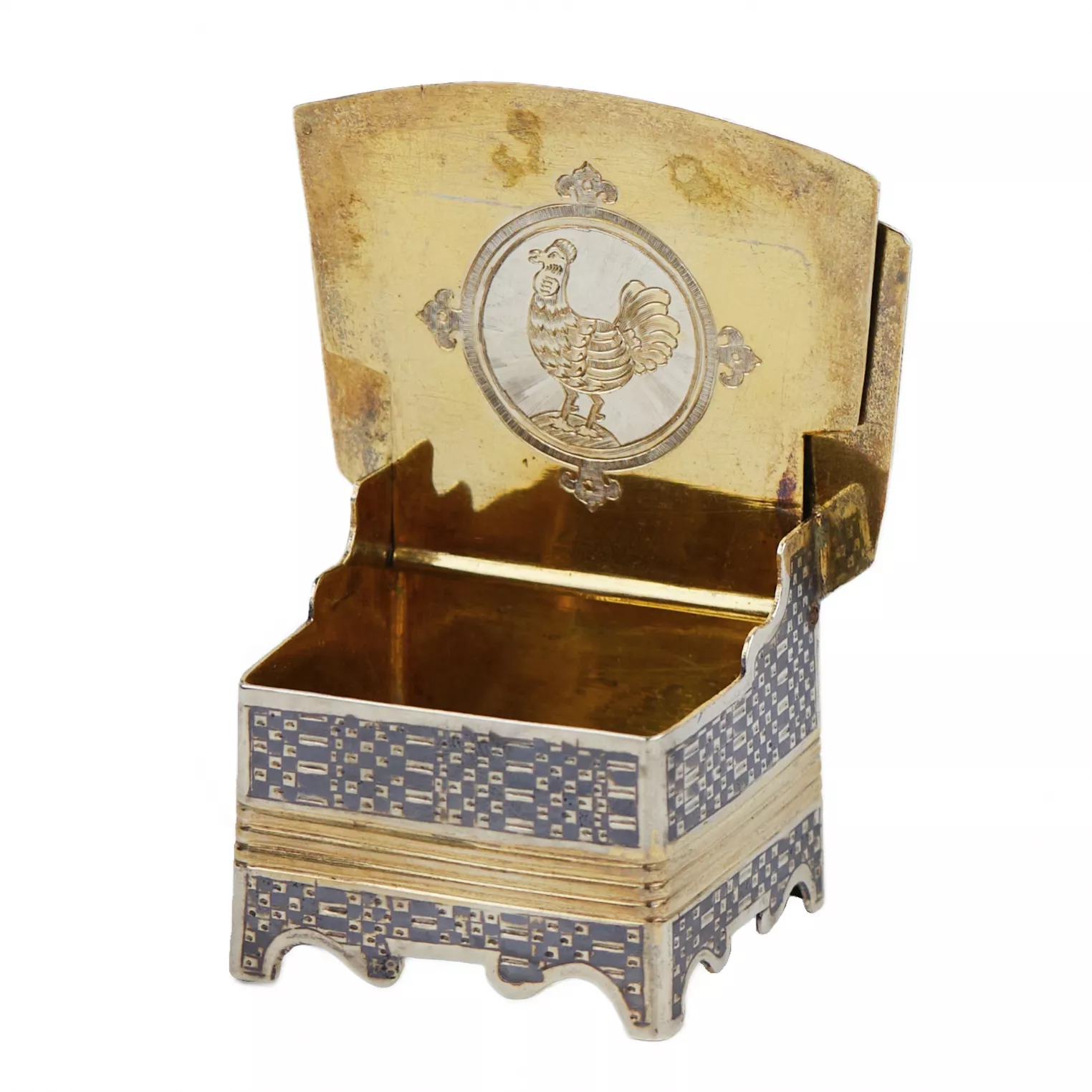 SALIÈRE EN ARGENT EN FORME DE TRÔNE AVEC NIELLO MOSCOU, 1864