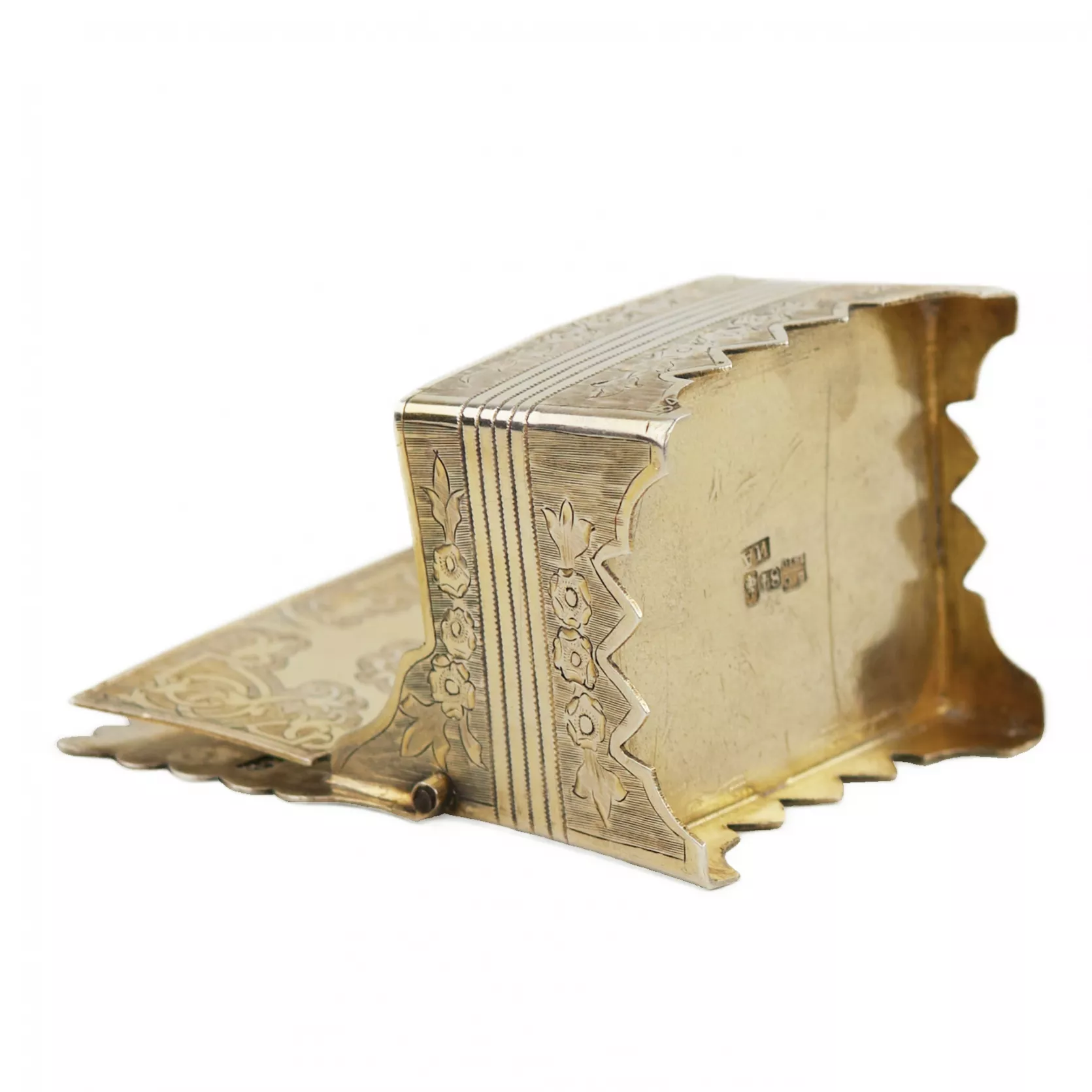 SALIÈRE EN ARGENT EN FORME DE TRÔNE AVEC DÉCOR GRAVÉ RUSSIE, MOSCOU, 1870