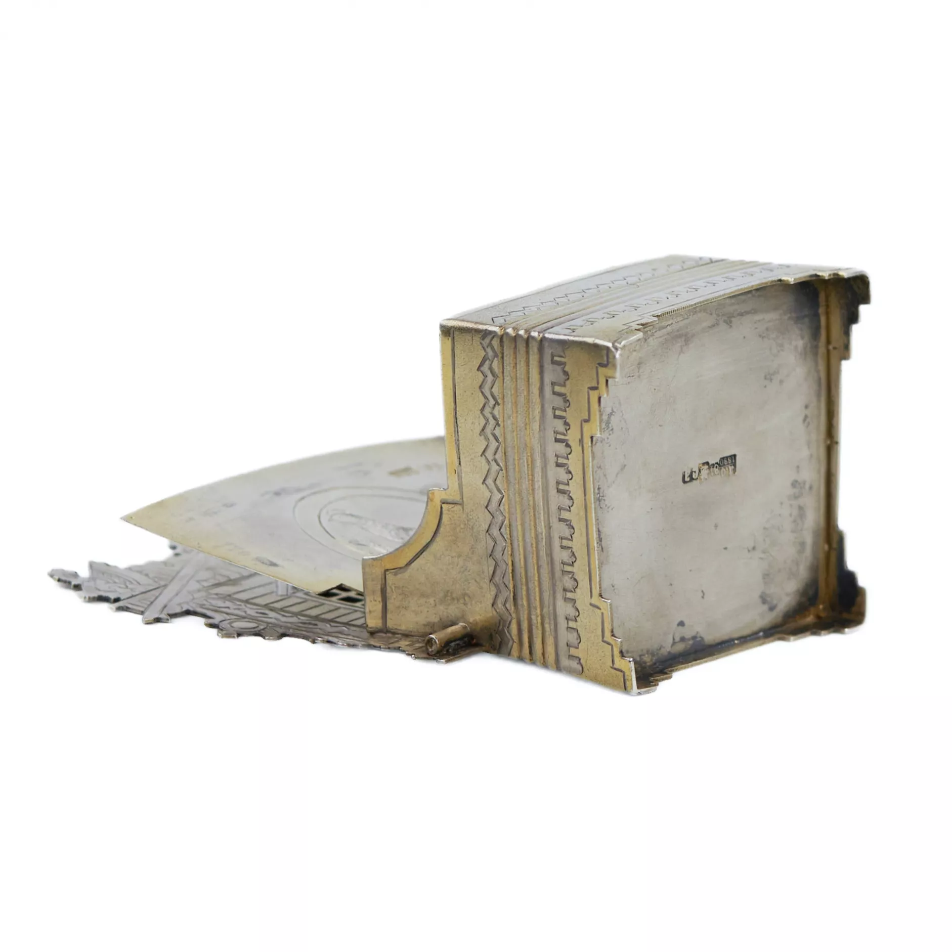 SALIÈRE EN ARGENT « CHAISE », SERGUEÏ IVANOVITCH AGAFONOV MOSCOU, 1890