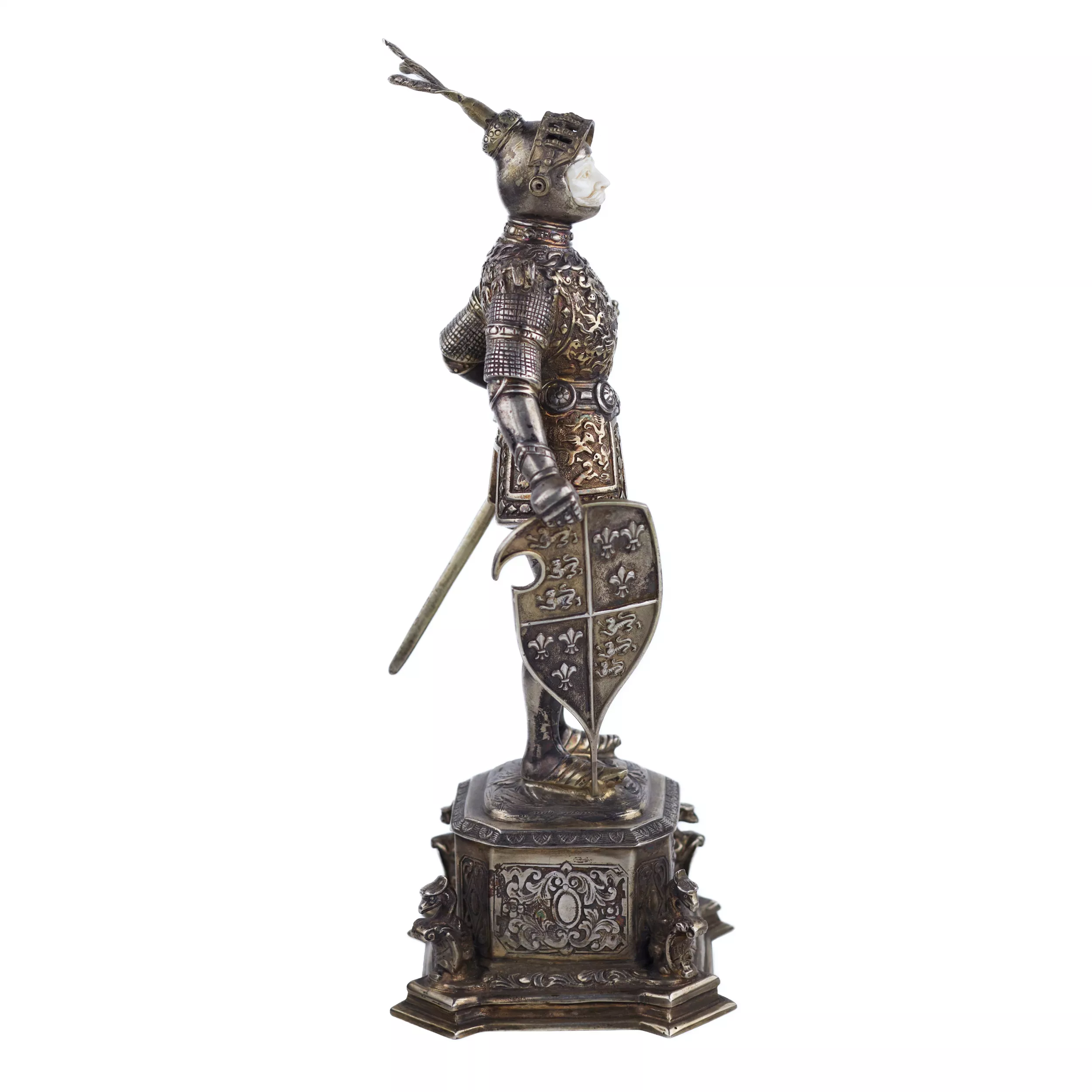 SILVER CABINET FIGURE OF A KNIGHT GERMANY, HANAU, LATE 19TH - EARLY 20TH CENTURY