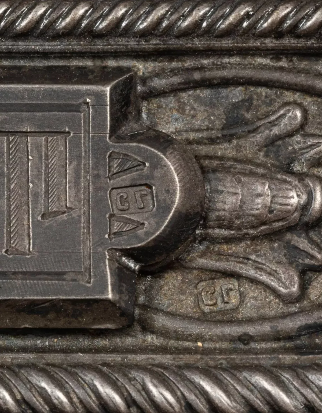 ICÔNE DU CHRIST PANTOCRATOR AVEC BASMA EN ARGENT. SEMION GRIGORIEVITCH GALKINE. MOSCOU, RUSSIE, 1908 À 1917