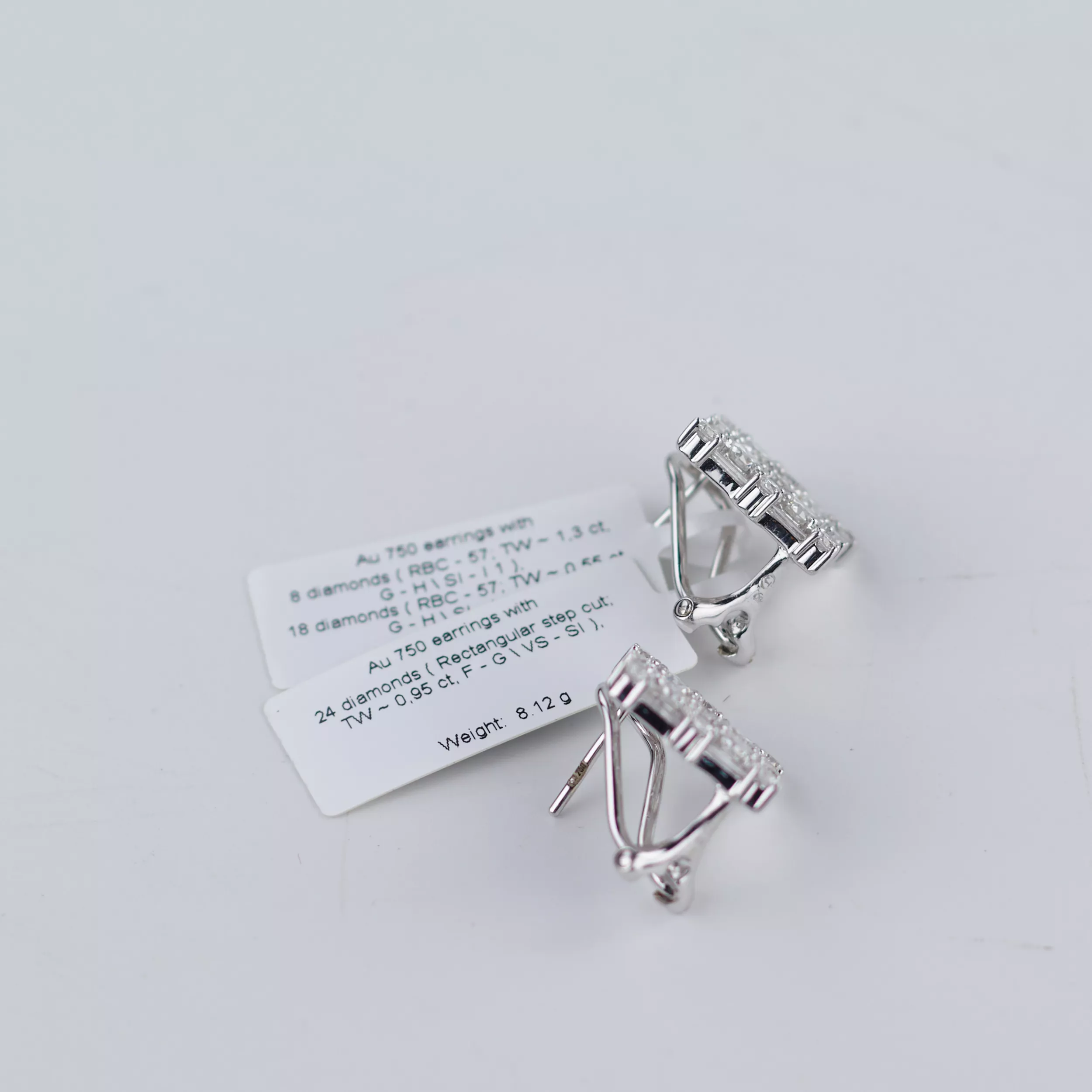 18-KARAT WHITE GOLD DIAMOND EARRINGS