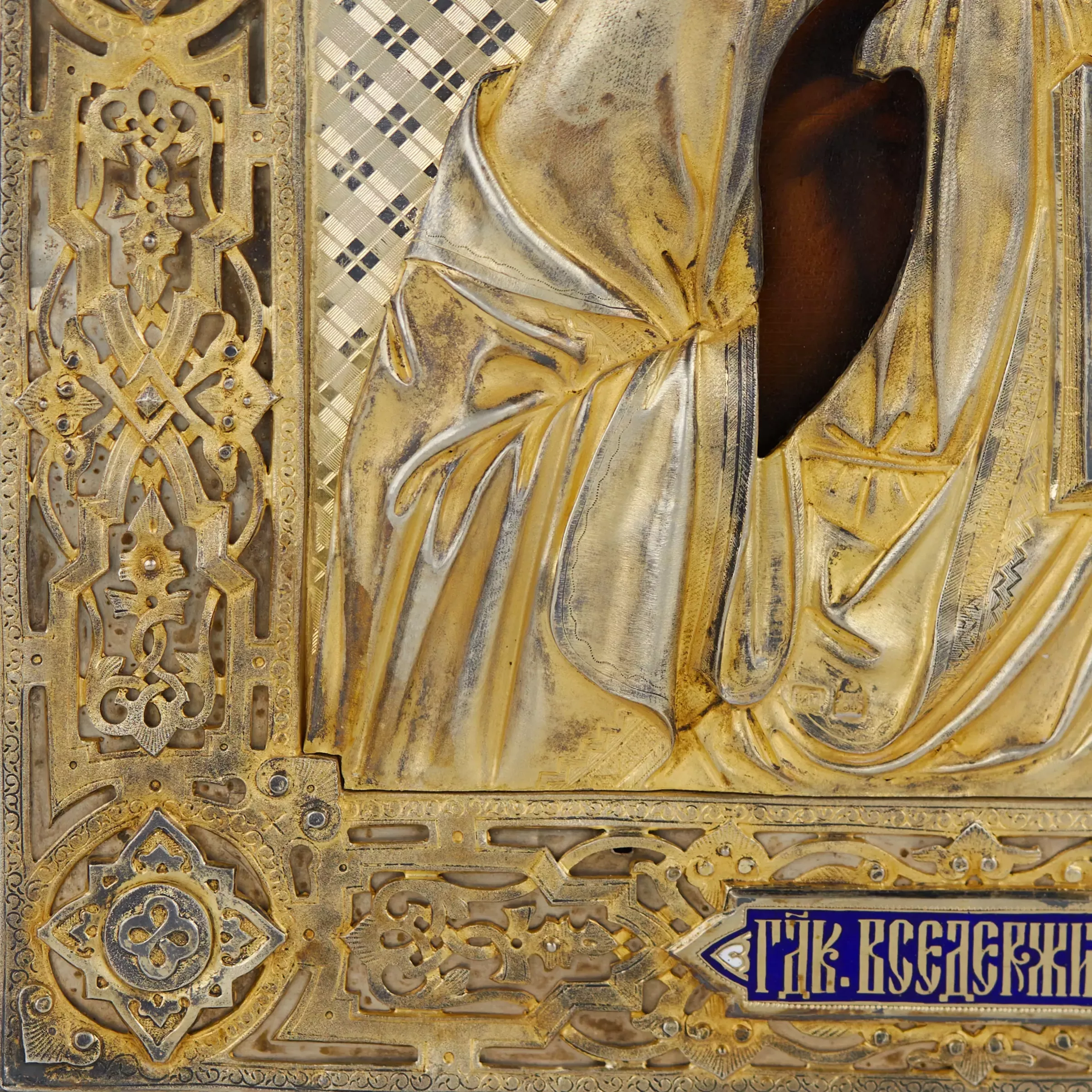 ICÔNE DU CHRIST PANTOCRATOR DANS UN OKLAD EN ARGENT VERMEIL AVEC ÉMAIL CLOISONNÉ MOSCOU, RUSSIE, 1885