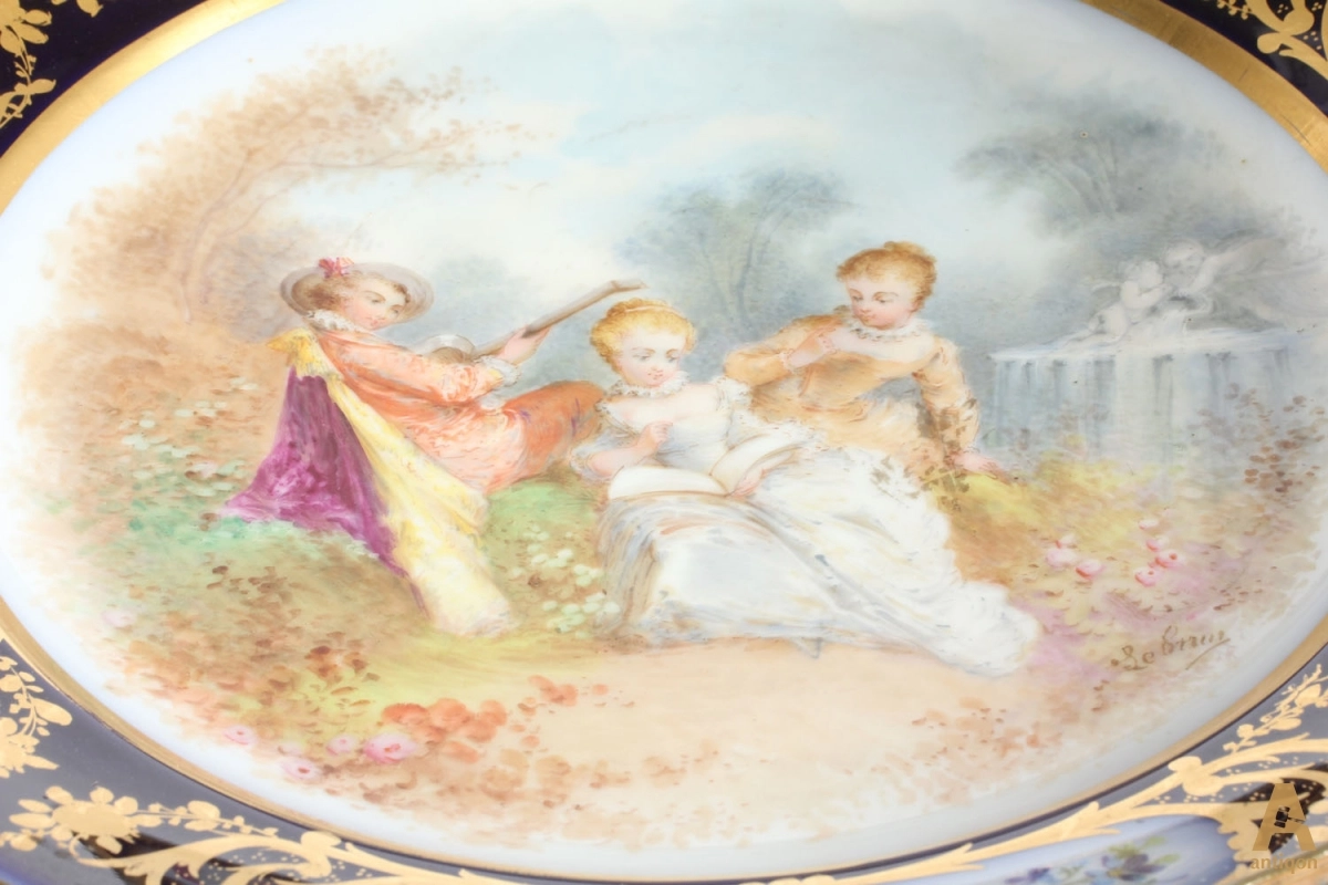 Dish faience