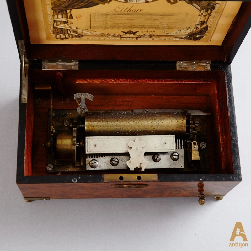 Music Box 