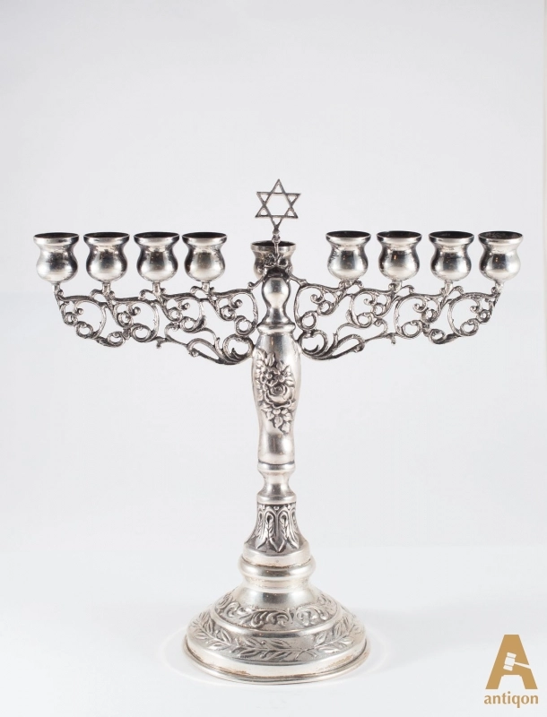 Candlestick 